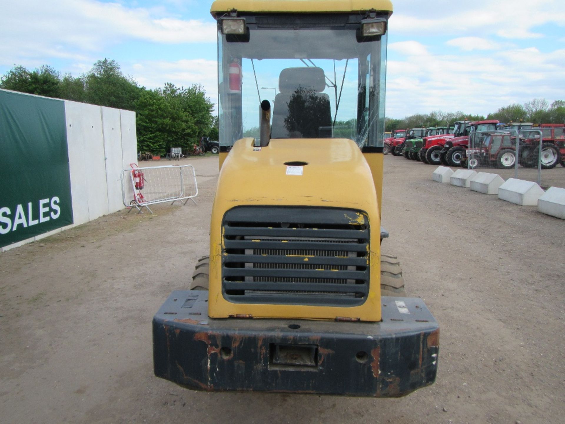 2012 Hytec ZL10A Wheel Loader c/w bucket Hours: 177 - Image 6 of 13