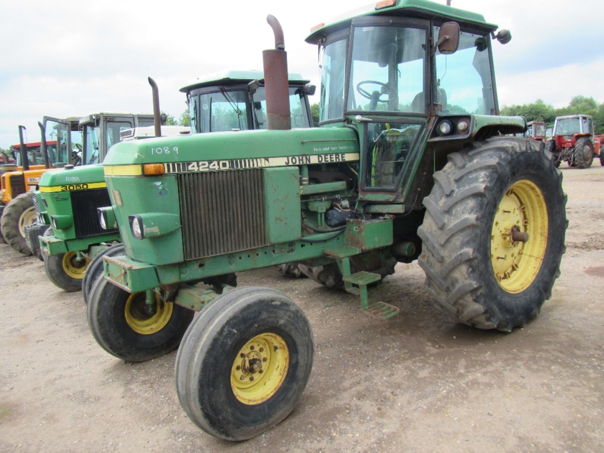 John Deere 4240 2wd Tractor X Reg