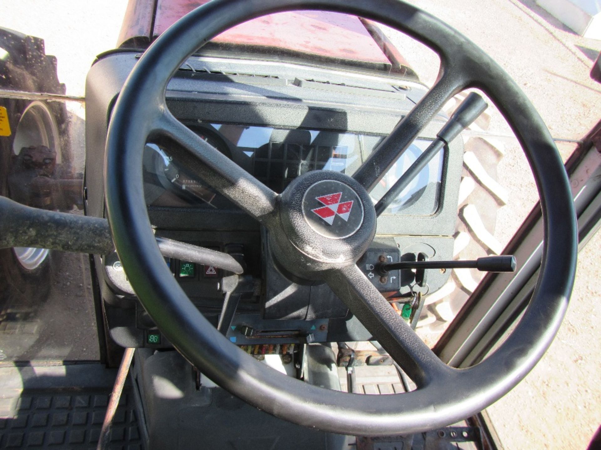 Massey Ferguson 390T 4wd Tractor c/w 16.9x34 Tyres Hours: 7268 Reg. No. N513 SOS Ser. No. D37028 - Image 15 of 17