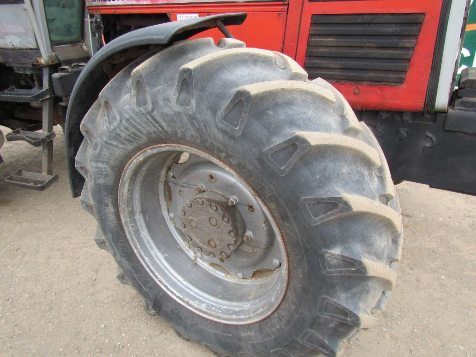 Massey Ferguson 3670 4wd Tractor Reg. No. M107 CVL Hours: 7162 - Bild 4 aus 16