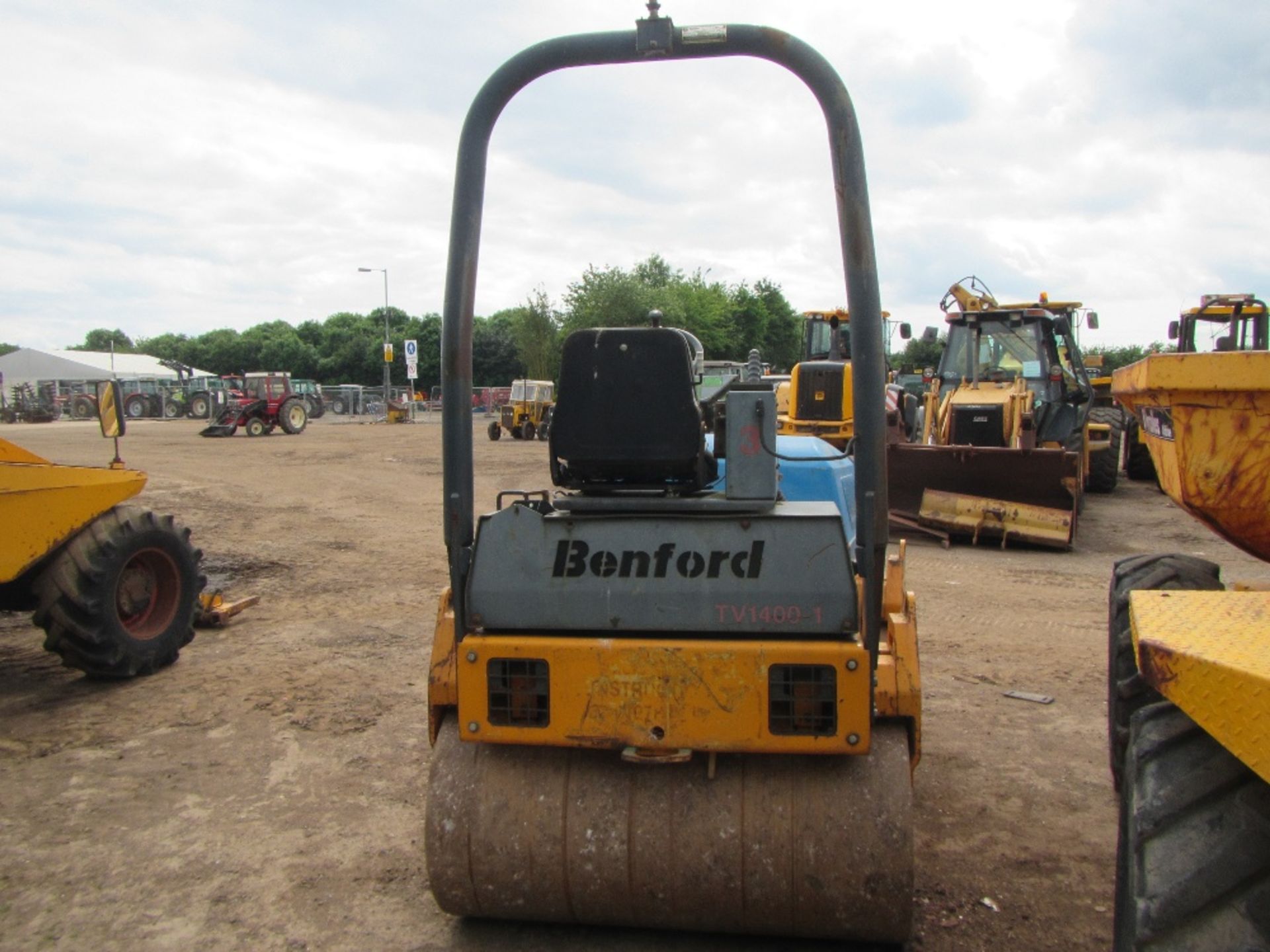 2001 Benford TV1400 Twin Drum Roller Ser. No. E104LA010 - Image 4 of 6