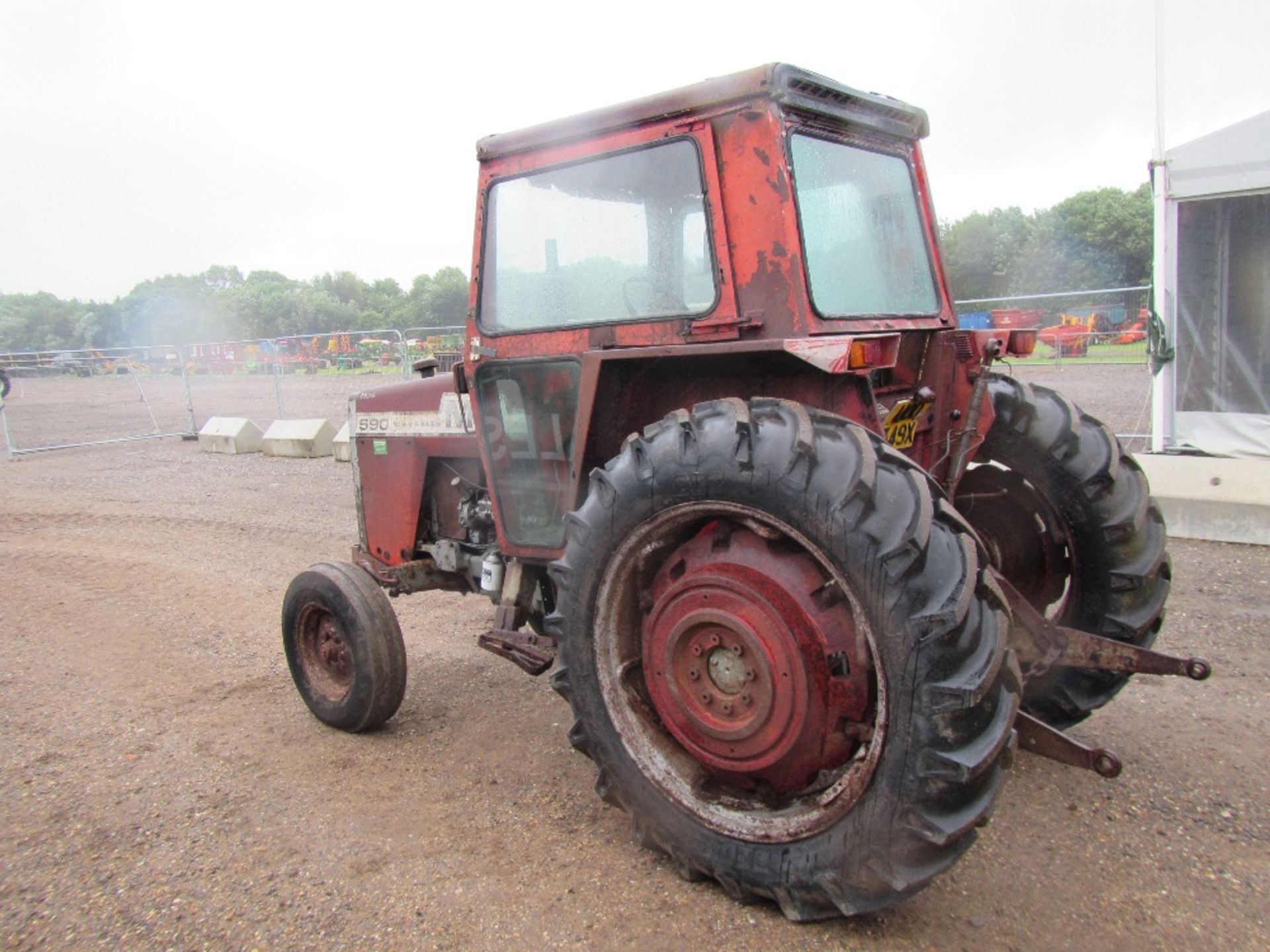 Massey Ferguson 590 2wd Tractor Reg No UOD 349X Ser No 382087 - Bild 4 aus 8