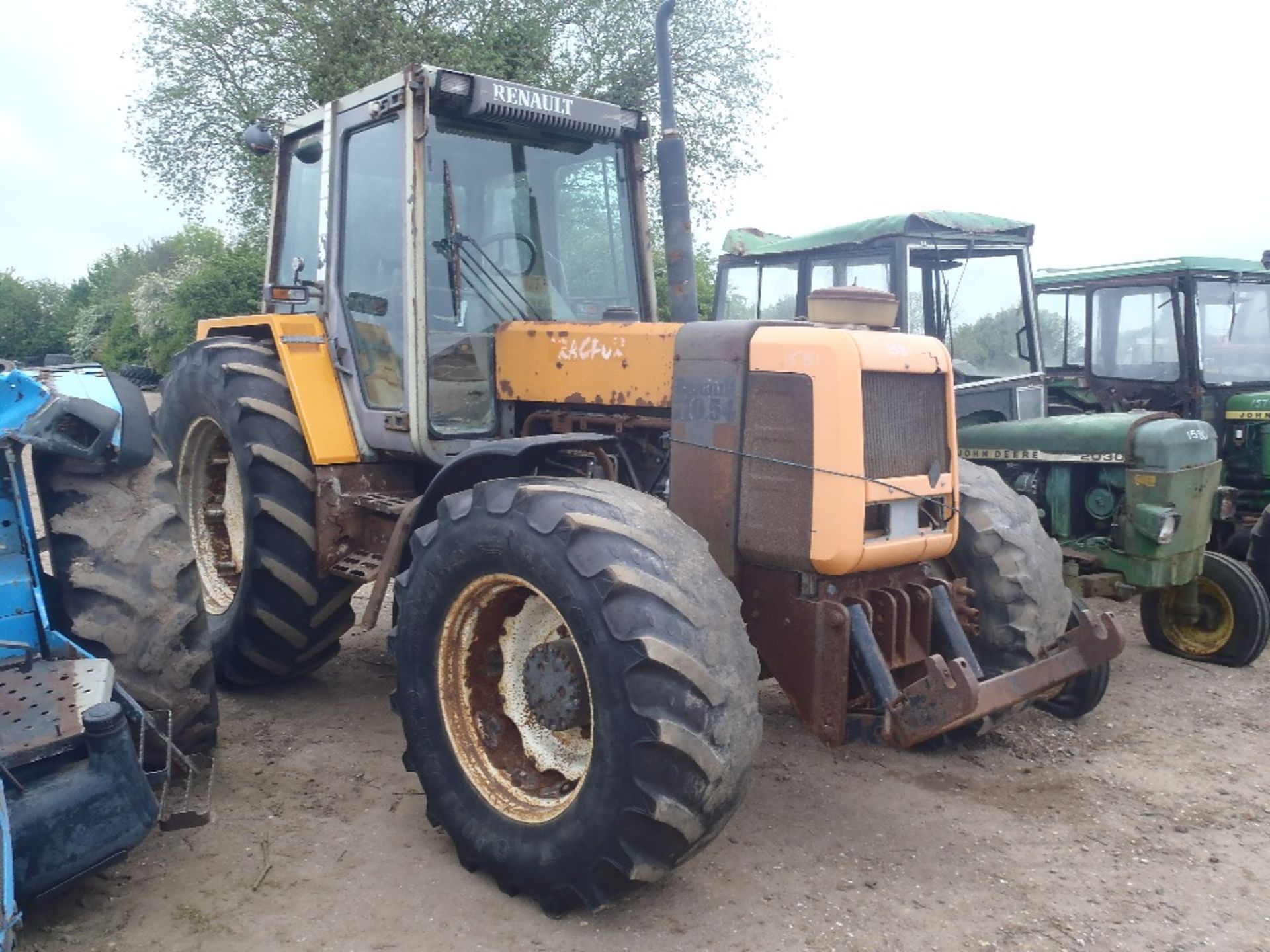 John Deere 2130 4wd Tractor c/w Super Duncan cab Reg. No. XHB 20T - Image 8 of 10