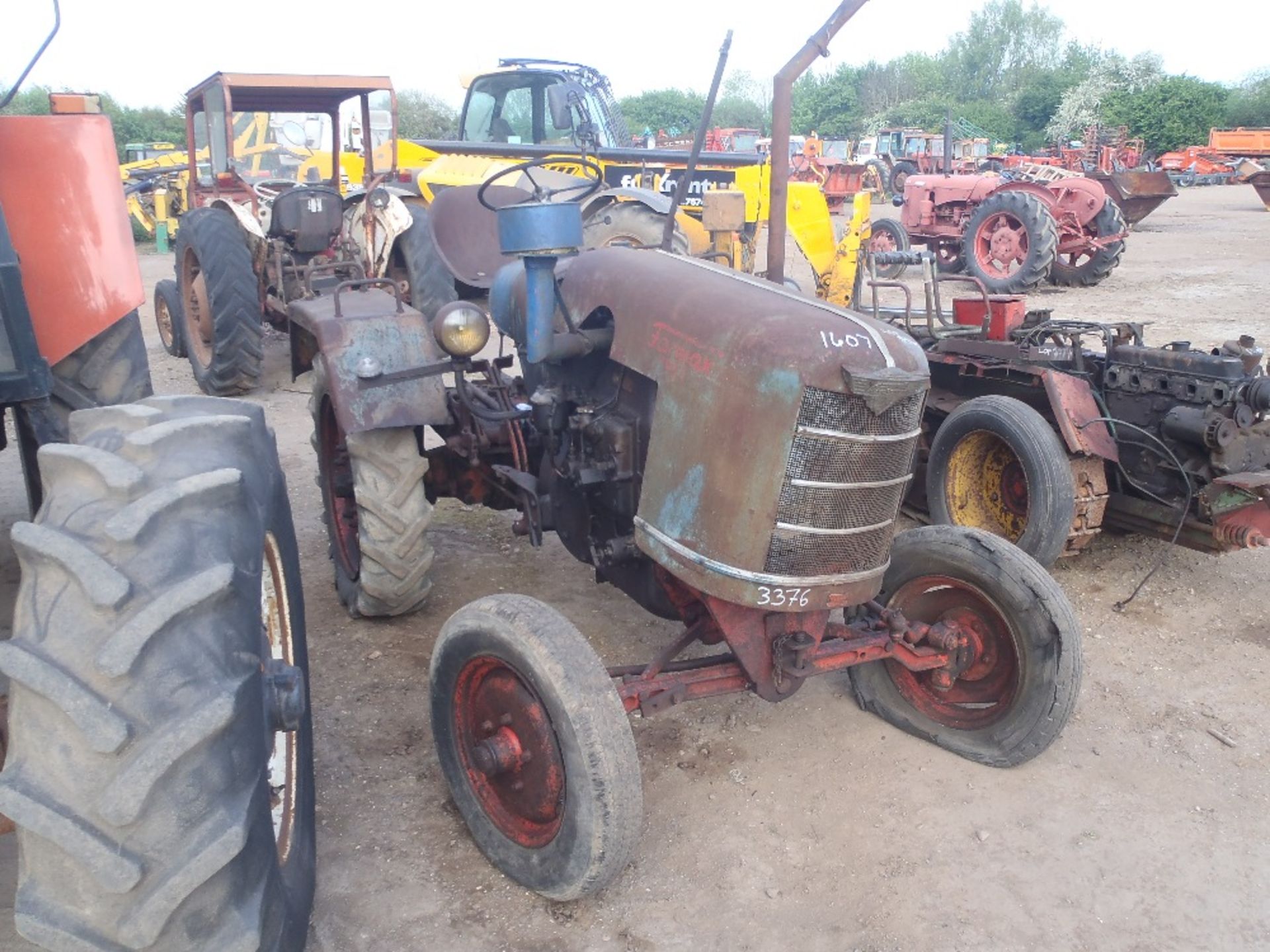 Motostandard 2cyl. Diesel Tractor fitted with Deutz engine Ser No 4331 - Image 3 of 5