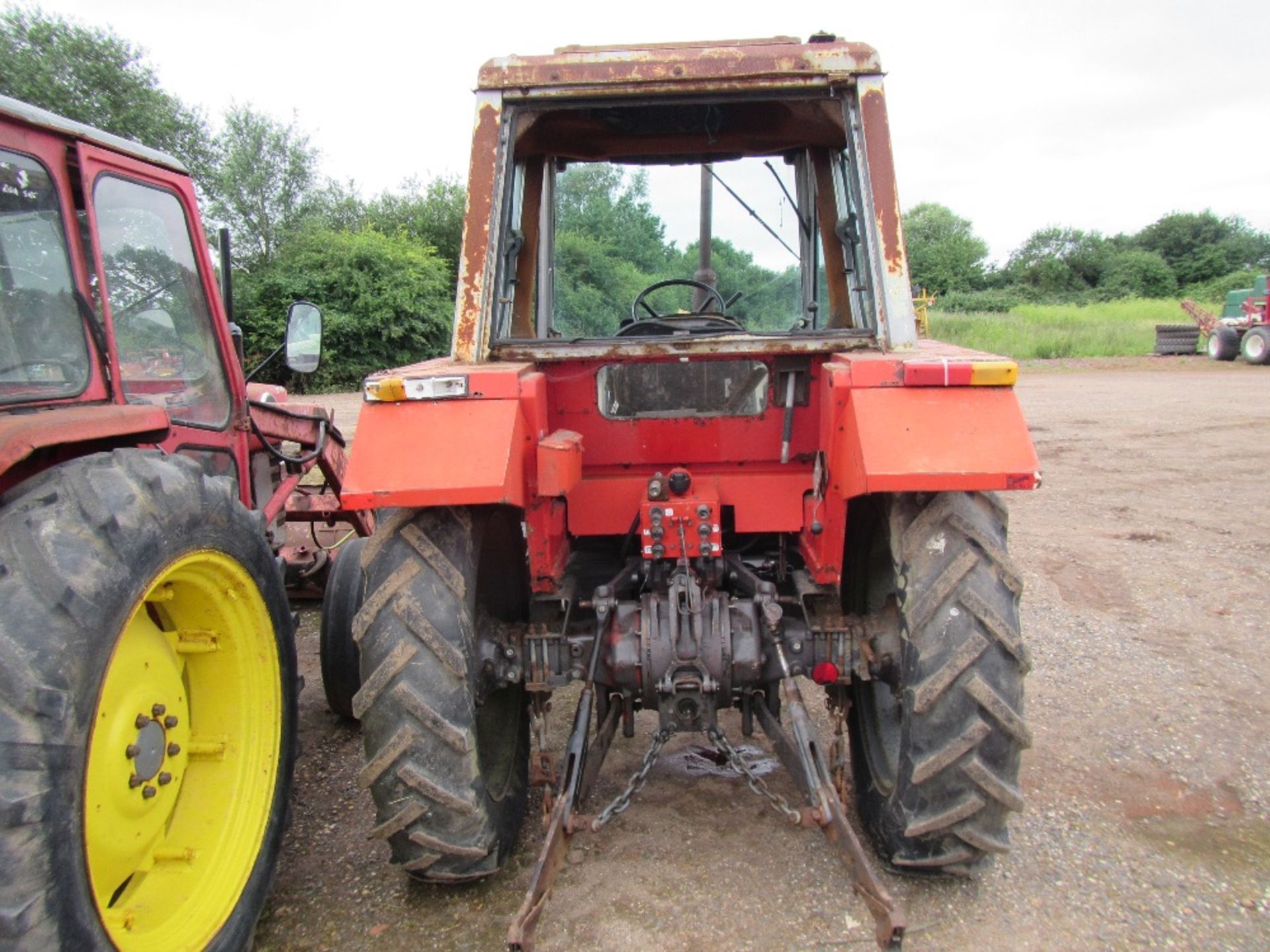 Massey Ferguson 690 Tractor Ser No K311019 - Bild 4 aus 6