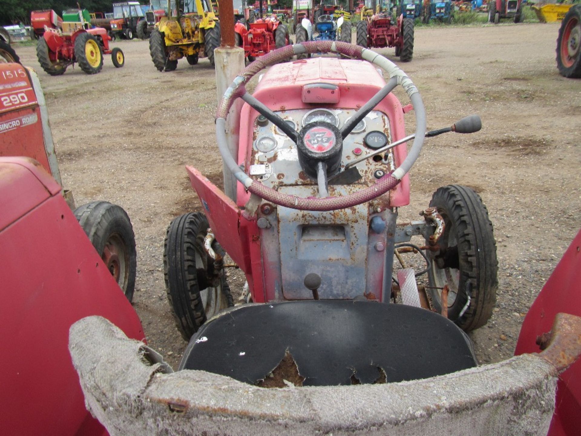 Massey Ferguson 165 2wd Tractor. Ser.No. 50193 - Bild 4 aus 4