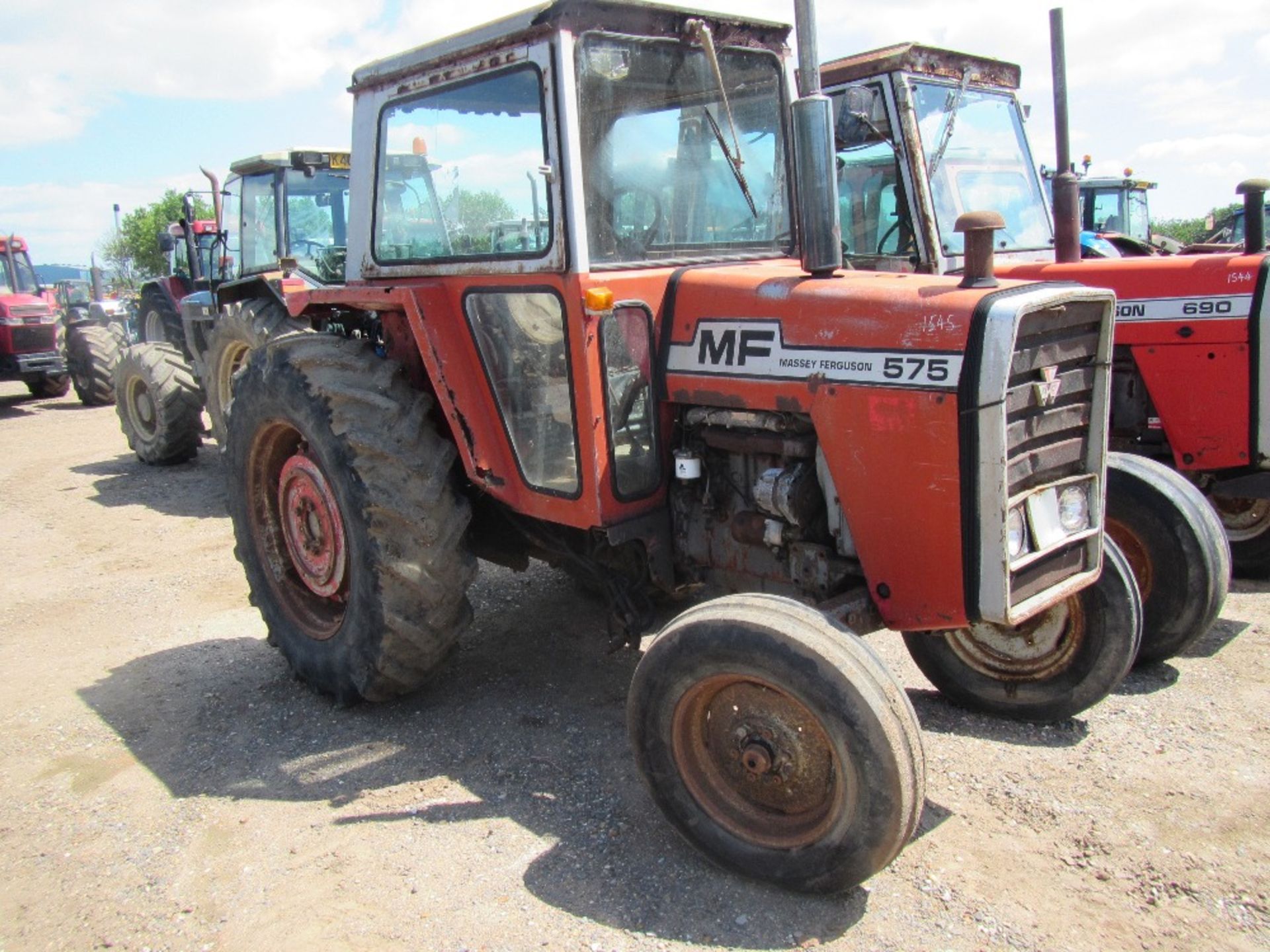 Massey Ferguson 575 2wd Tractor Ser. No. 266170 - Image 2 of 5