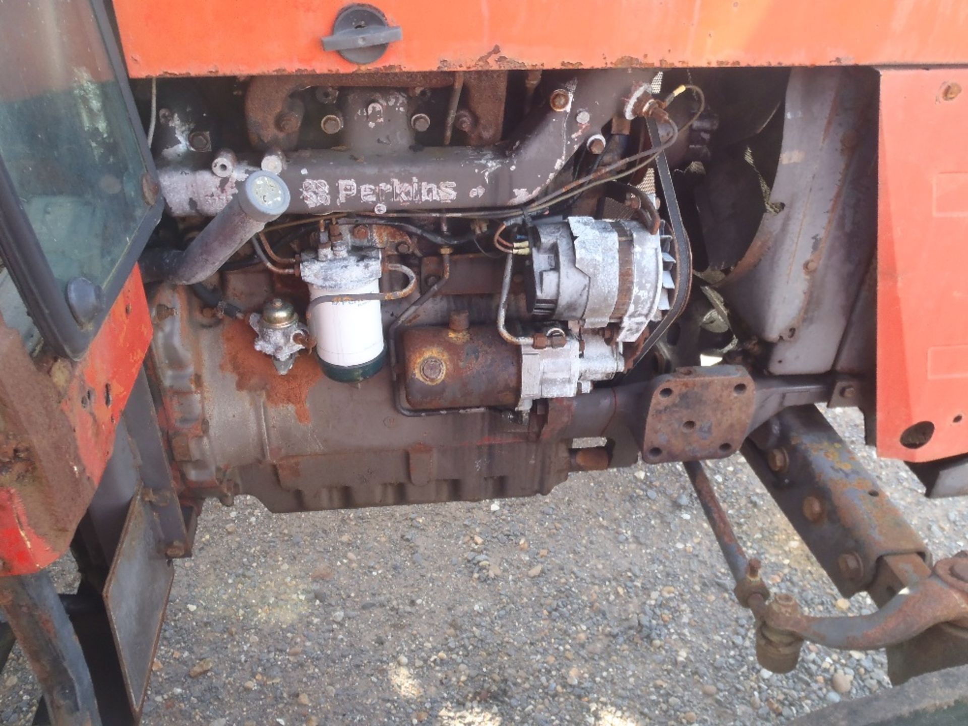 Massey Ferguson 690 2wd Tractor. Ser. No. 702415 - Image 5 of 8