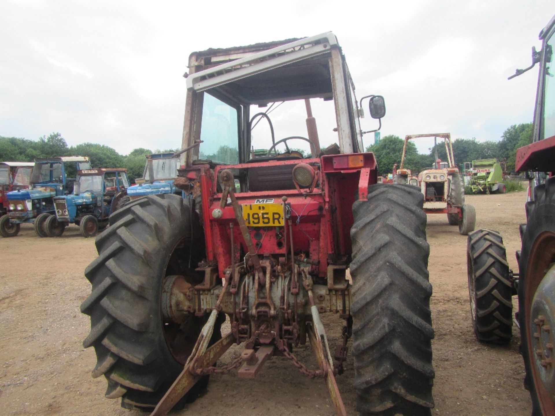 Massey Ferguson 590 2wd Std Tractor Reg No TWL 195R Ser No 876185 - Bild 4 aus 7