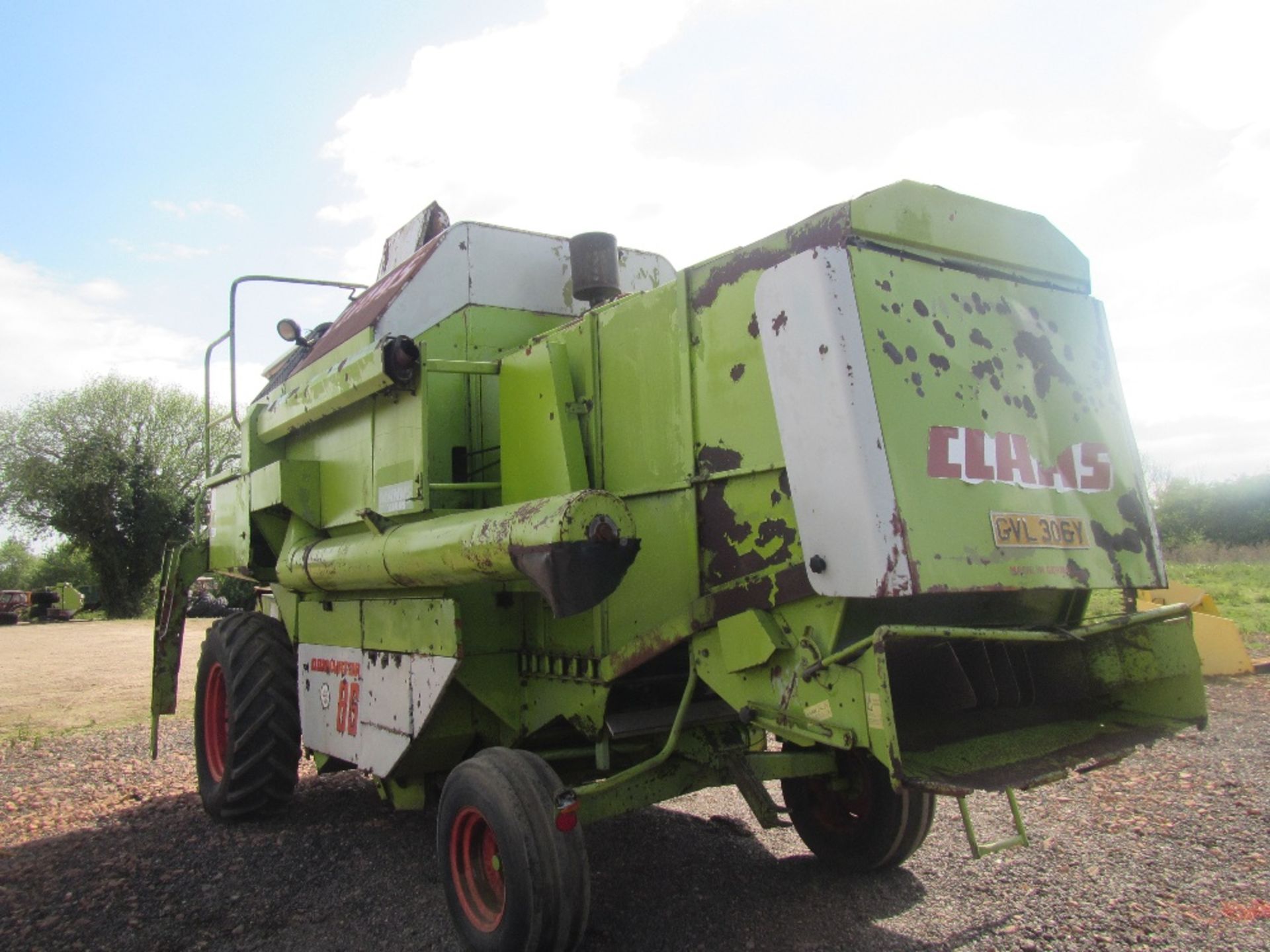 Claas Dominator 86 Combine Harvester Reg. No. GVL 306Y - Image 7 of 9