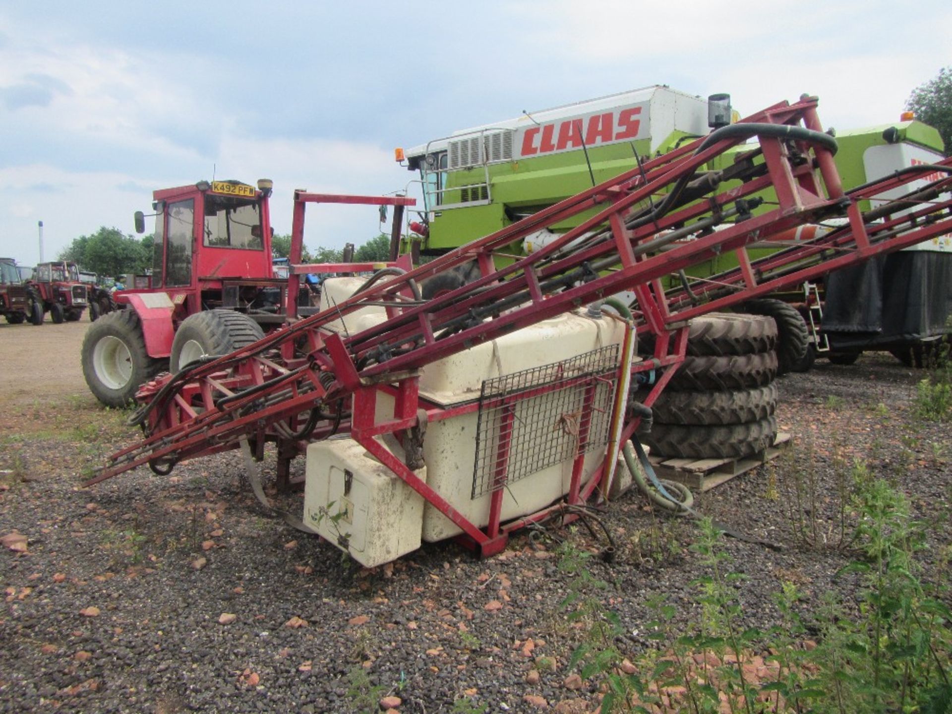 Agribuggy 3D 20m 1500ltr Sprayer c/w flotation & narrow wheels Reg. No. K492 PFW - Image 8 of 9