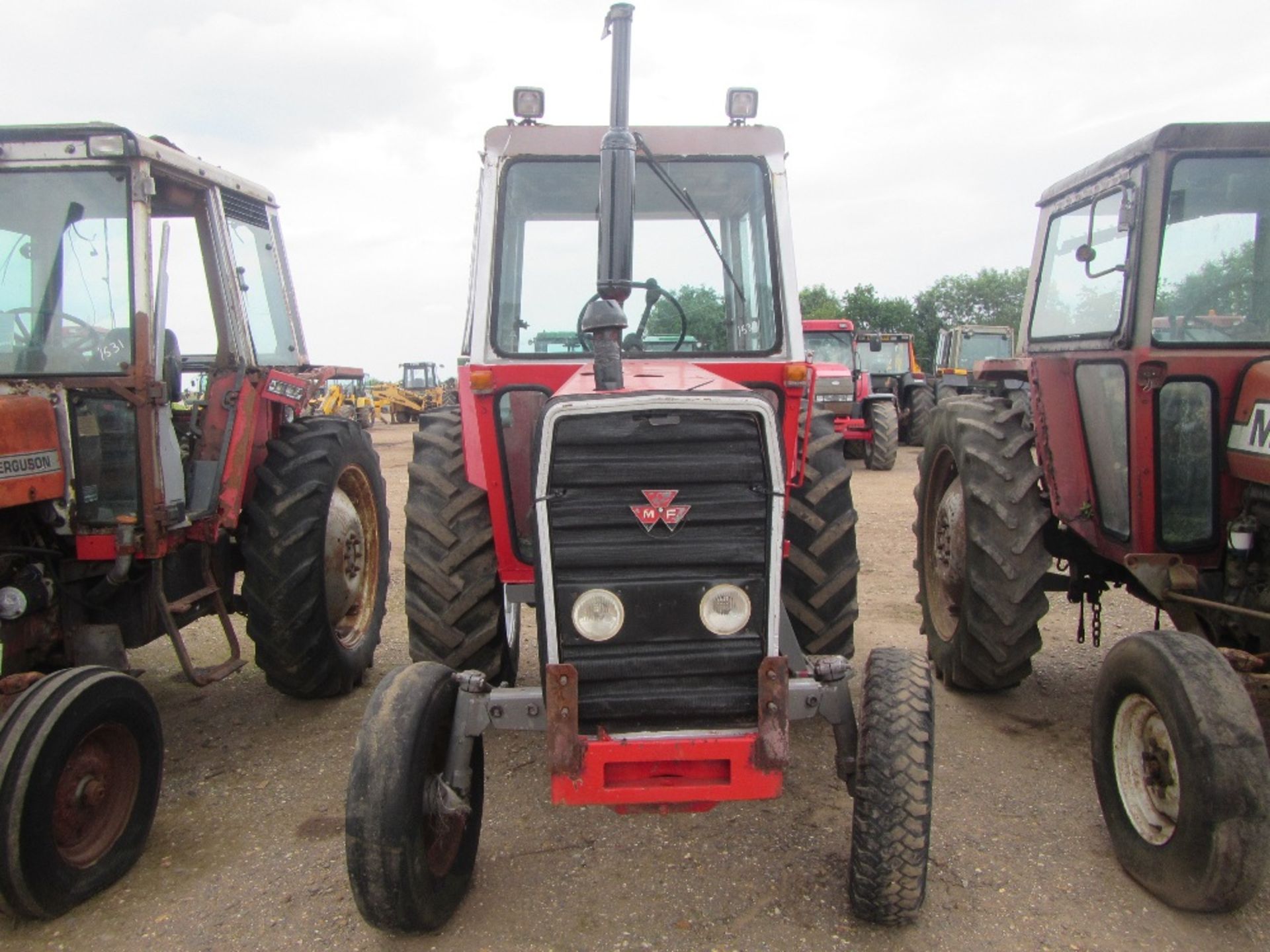 Massey Ferguson 590 Tractor Ser. No. 7256005 - Bild 2 aus 6