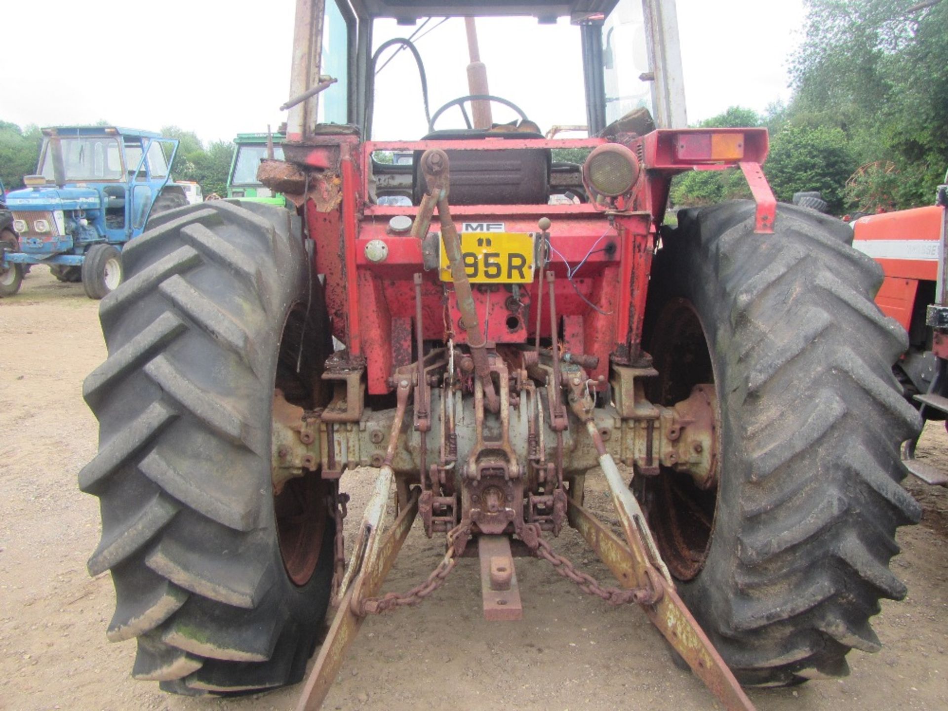 Massey Ferguson 590 2wd Std Tractor Reg No TWL 195R Ser No 876185 - Bild 5 aus 7