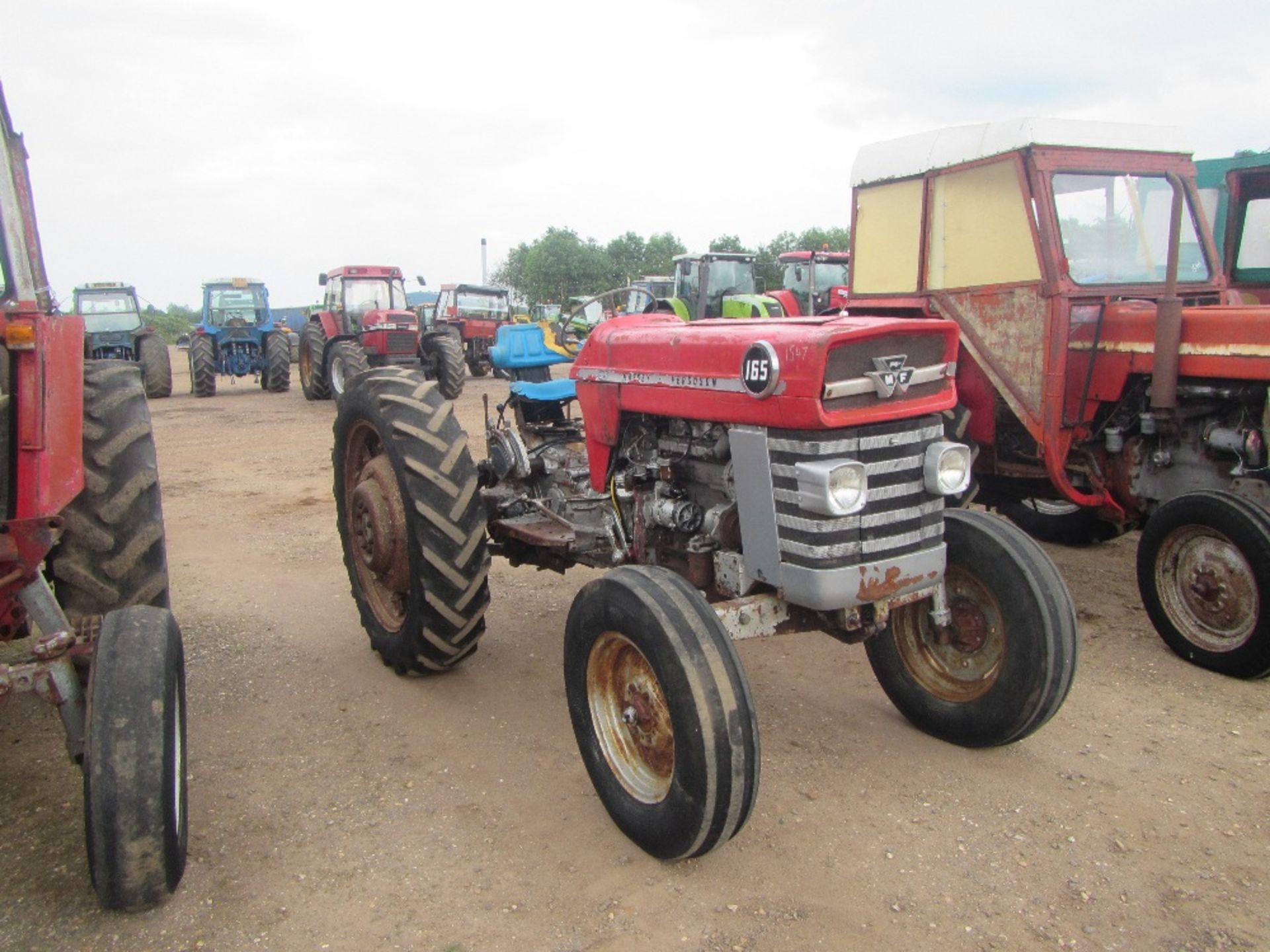 Massey Ferguson 165 Tractor Ser. No. 516686 - Bild 3 aus 5