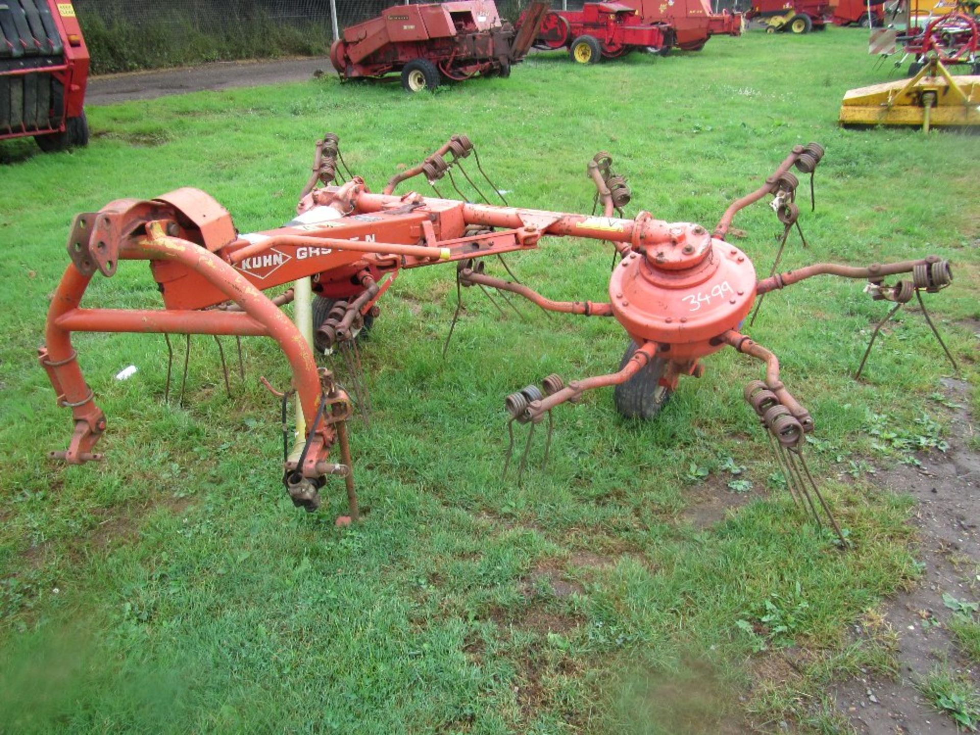 Kuhn Rake Tedder