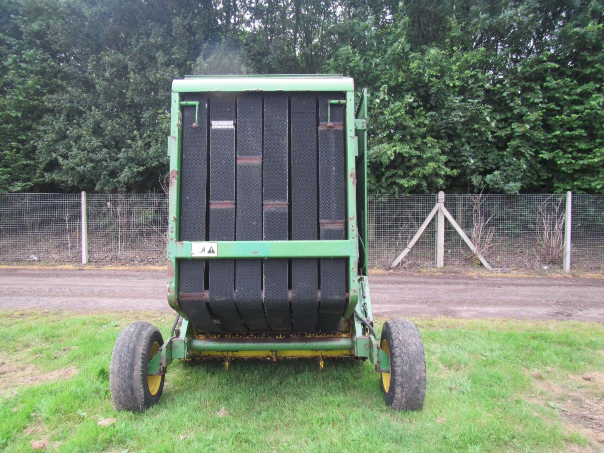 John Deere 550 Round Baler - Image 4 of 9