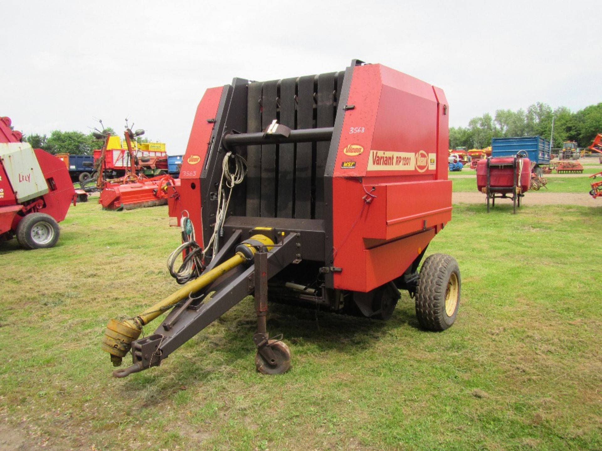 Vicon RP1201 Belt baler - Image 7 of 7