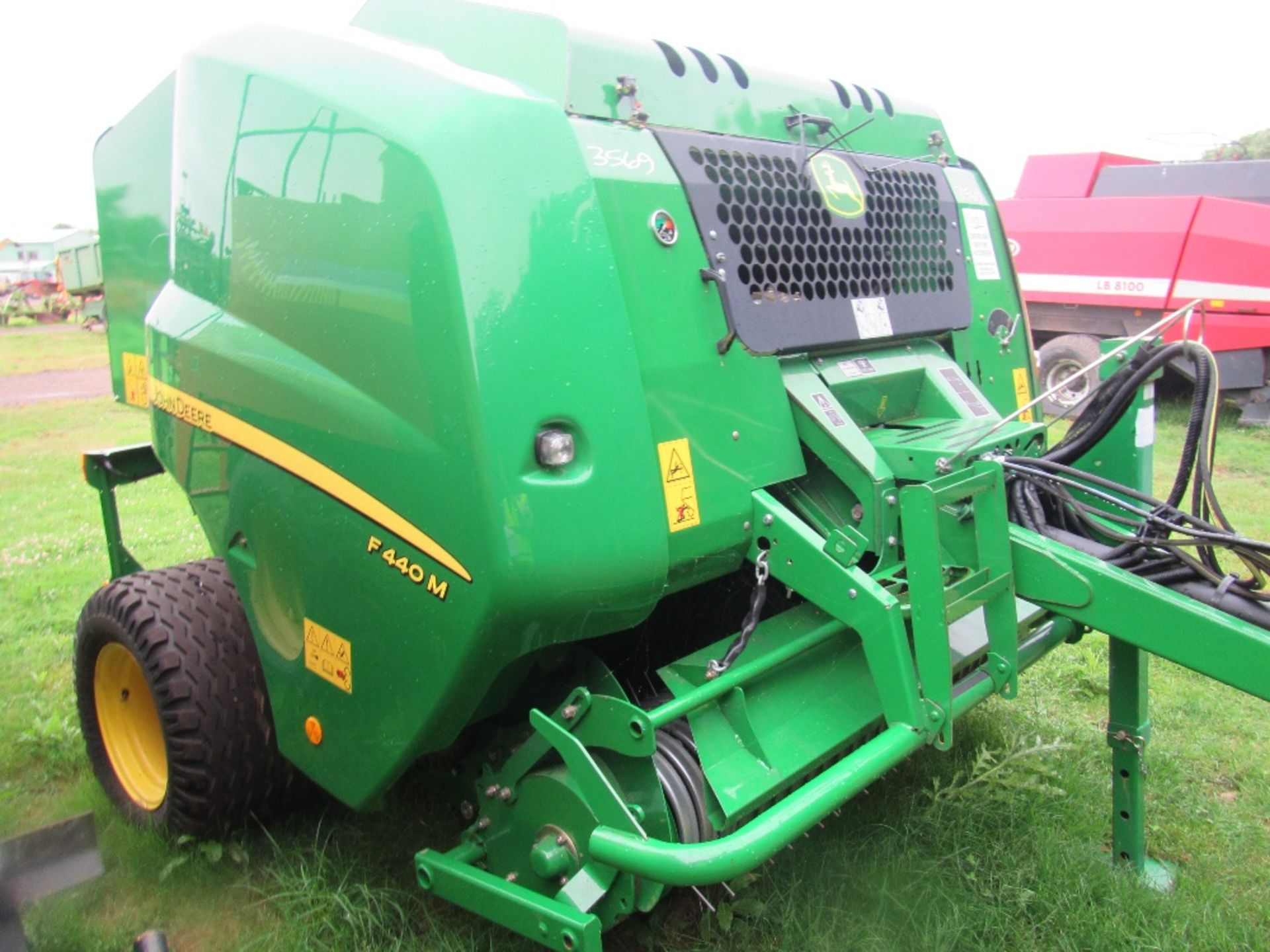 John Deere F440M Round Baler Serial No. 141343 - Image 2 of 9