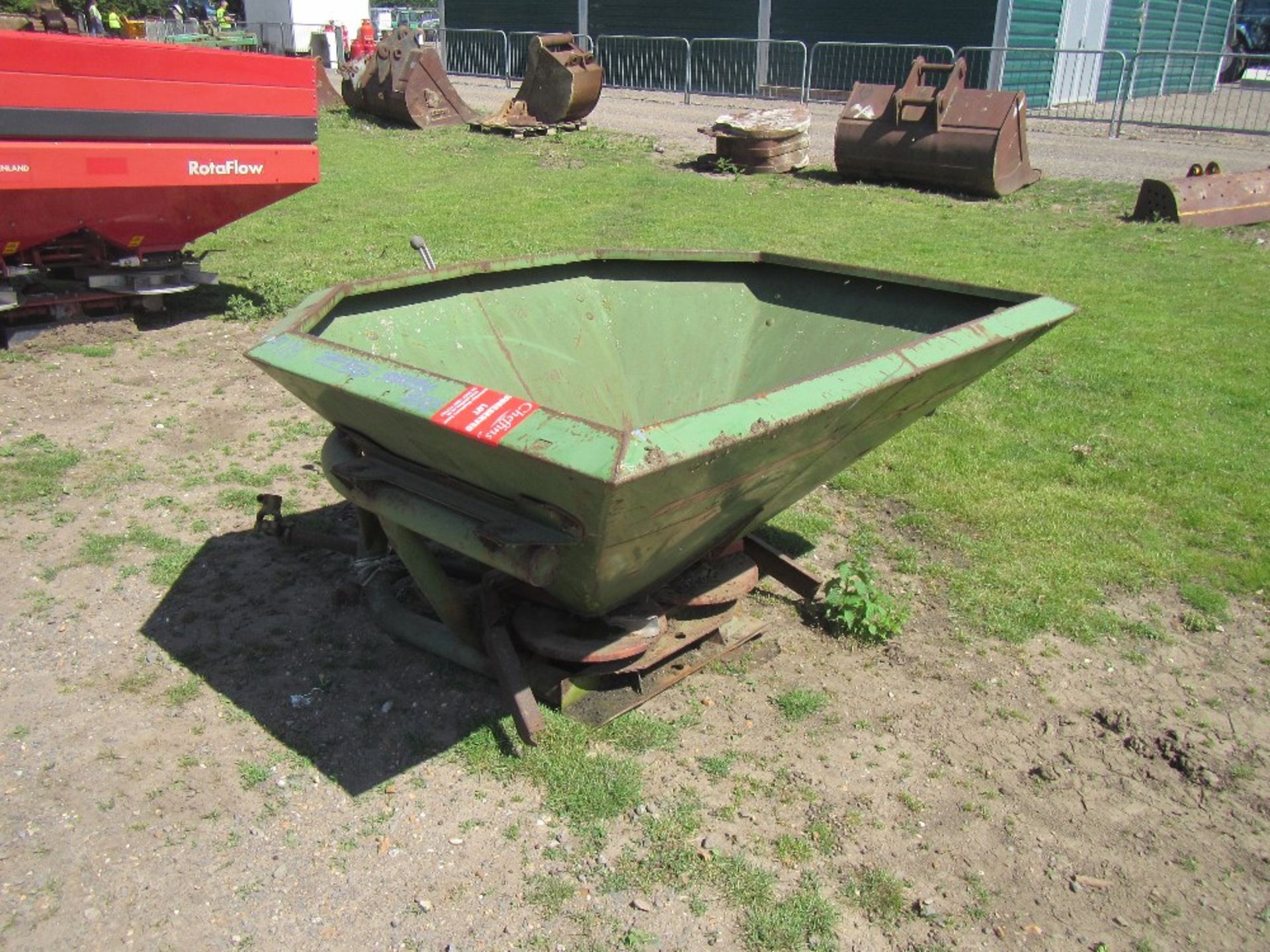 Amazone Fertiliser Spreader - Image 2 of 2