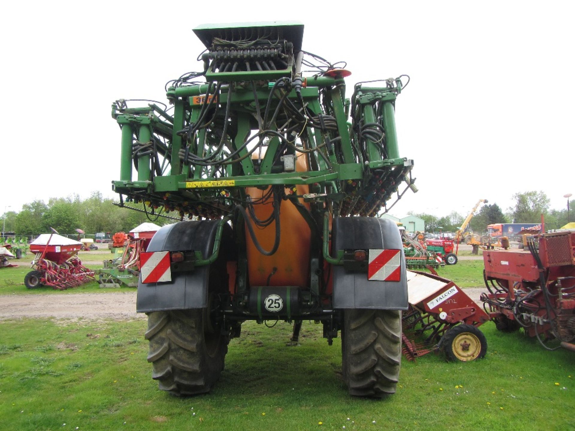 2005 Amazone UX5200 5200ltr Trailed Sprayer c/w tank, 36m boom, ultrasonic levelling, Amatron - Image 3 of 6