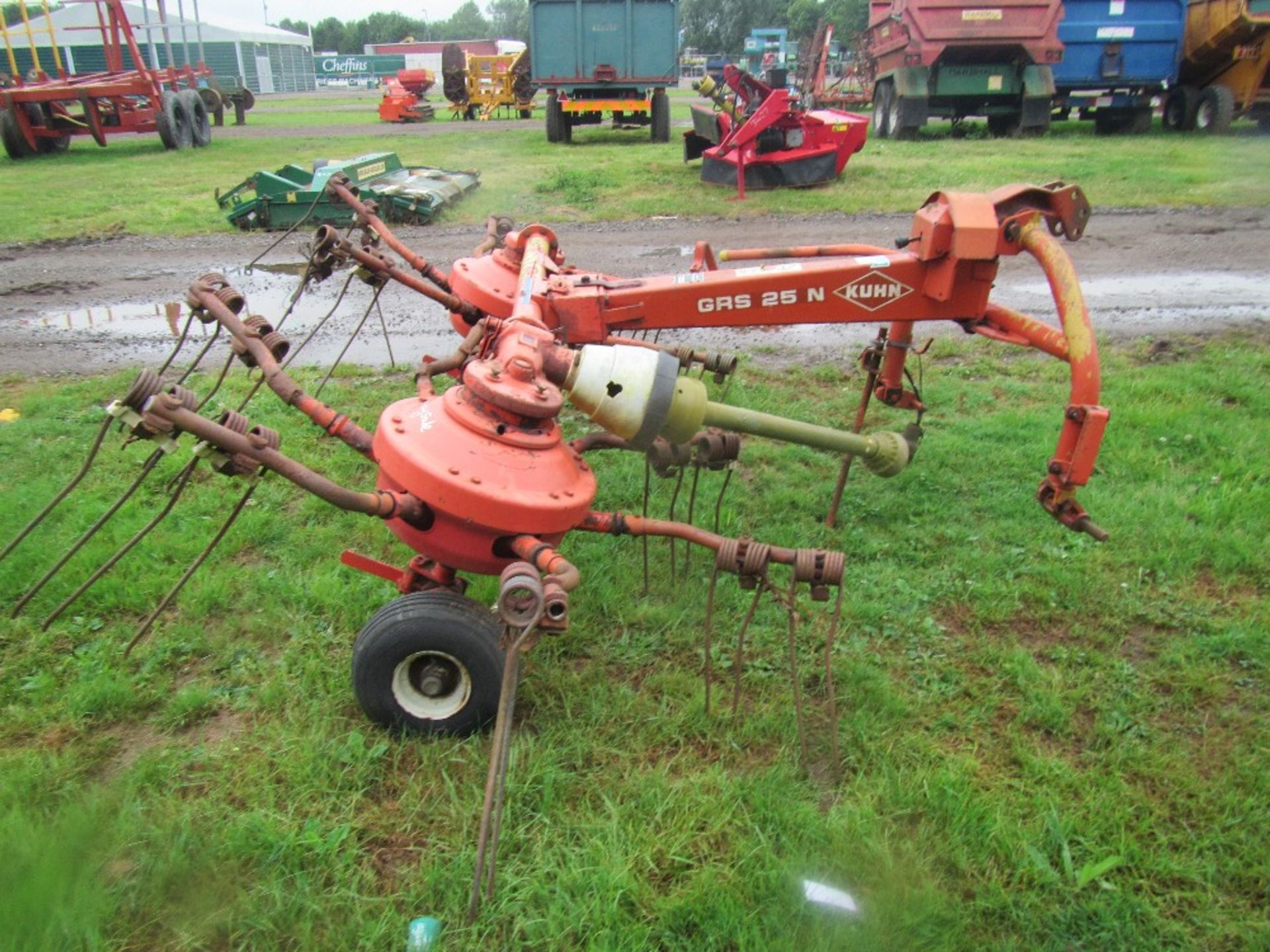 Kuhn Rake Tedder - Image 3 of 6