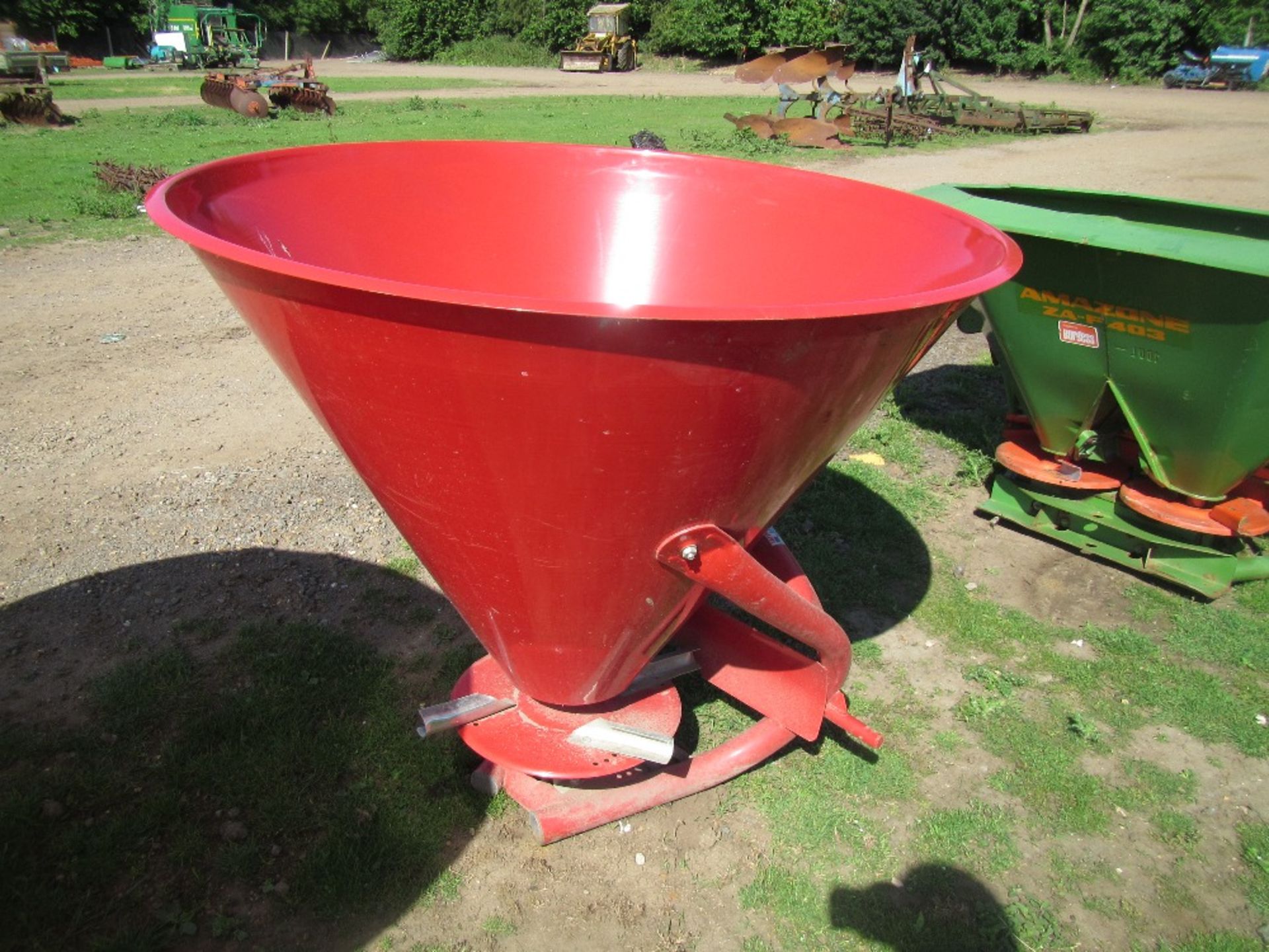 2016 500ltr Fertiliser Spreader (metallic) - Image 3 of 5