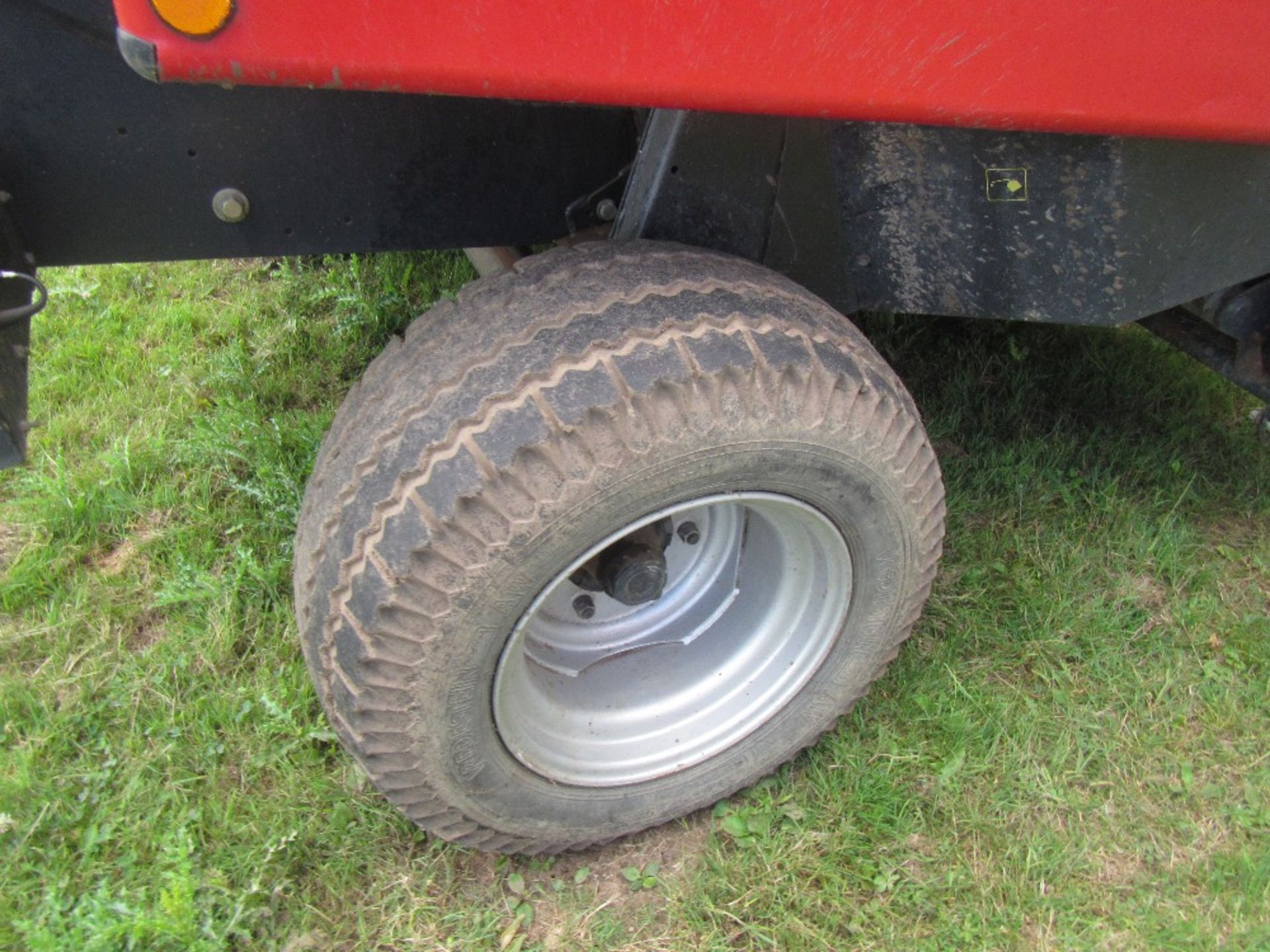 2008 Vicon RV2160 Round Baler straight from farm - Image 4 of 6