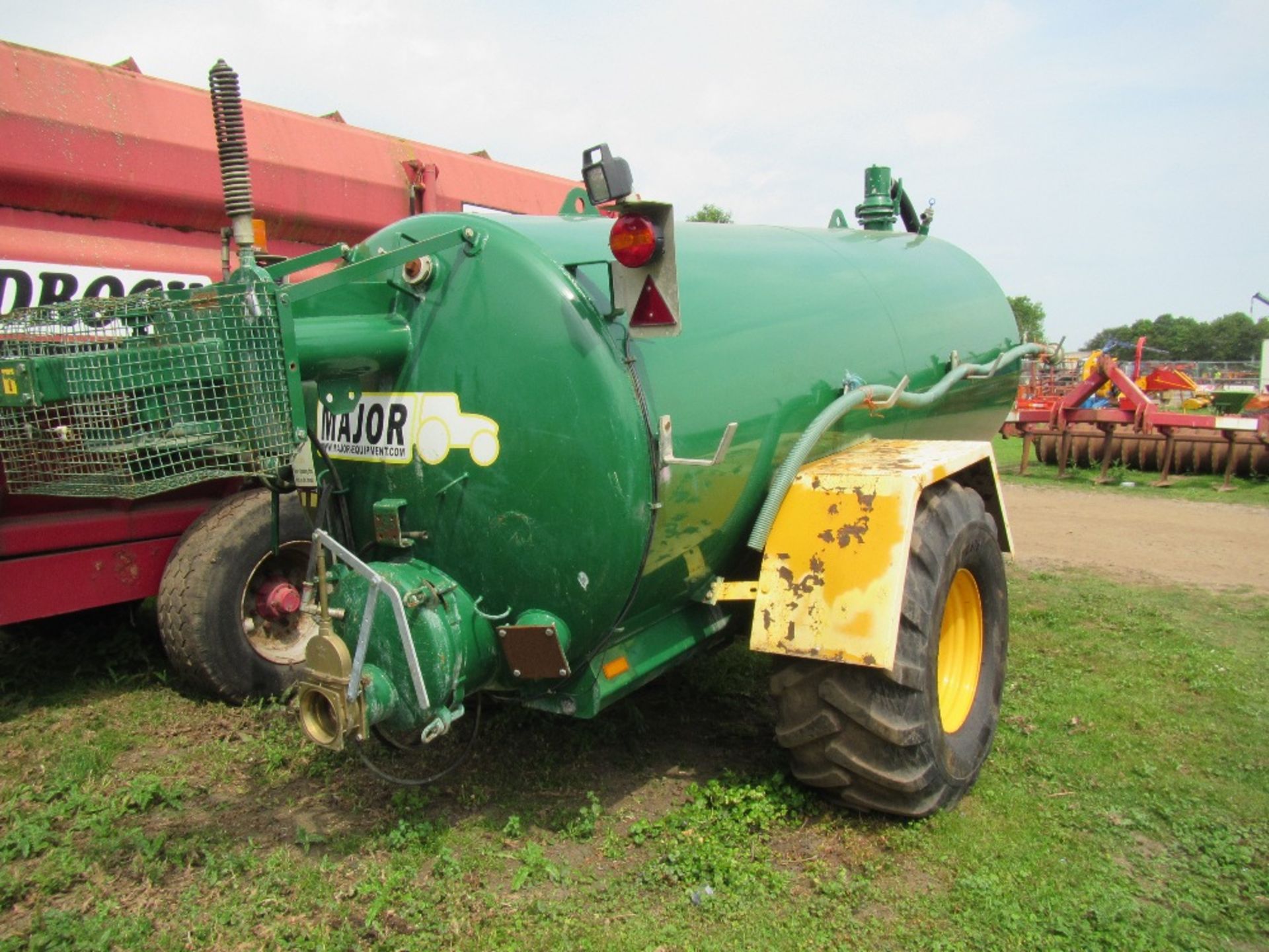 2012 Major 1700 gal Vacuum Tanker c/w dust suppression unit - Image 3 of 6