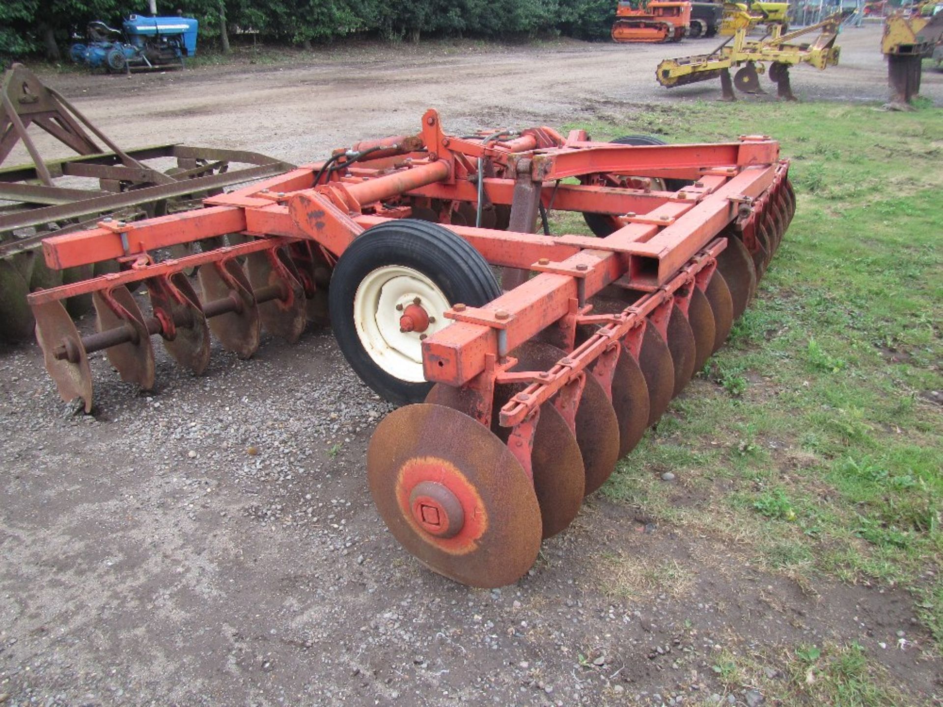 Set of Bamford Trailed Discs - Image 5 of 5