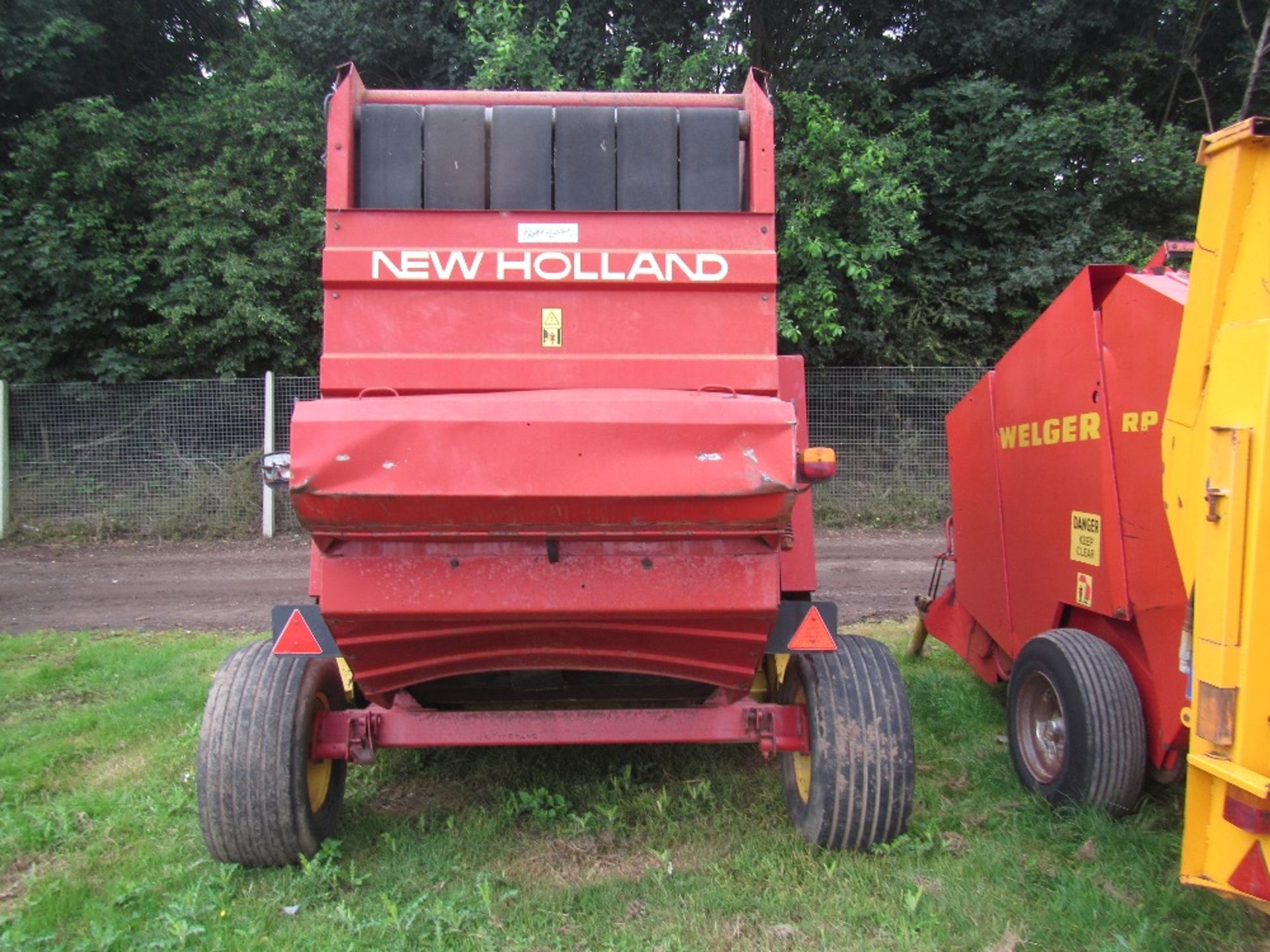 New Holland 640 Round Baler - Image 3 of 9