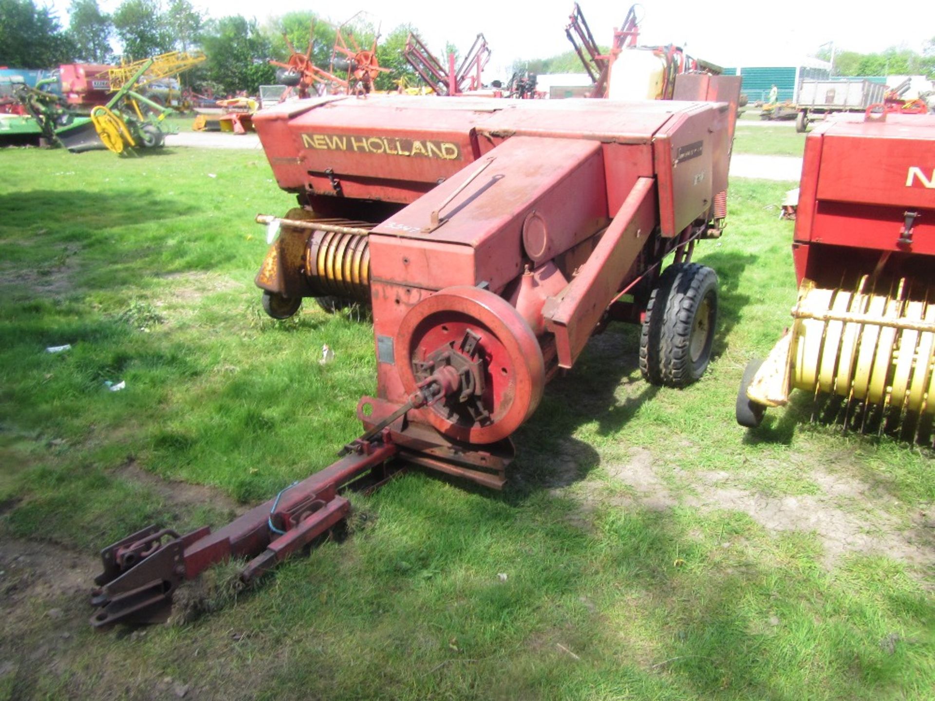 New Holland 276 Conventional Baler - Image 7 of 7