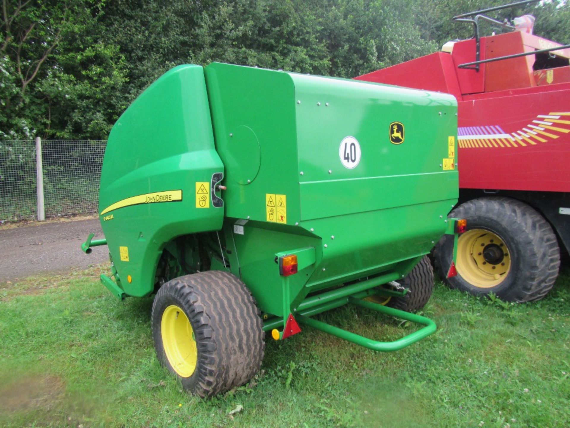 John Deere F440M Round Baler Serial No. 141343 - Image 6 of 9