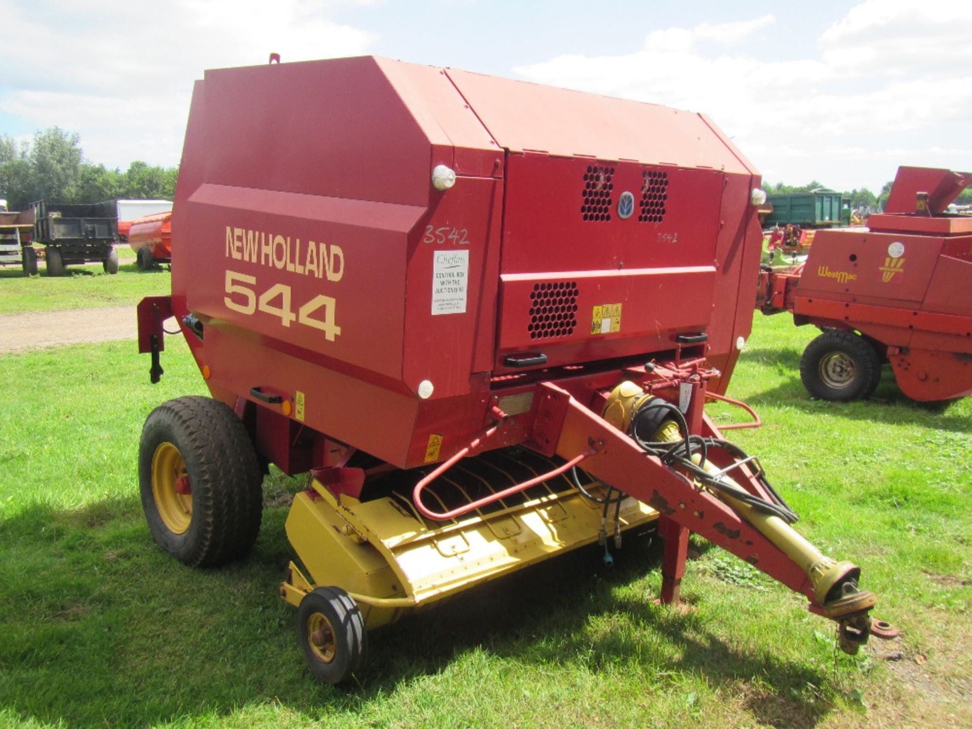 New Holland 544 Baler