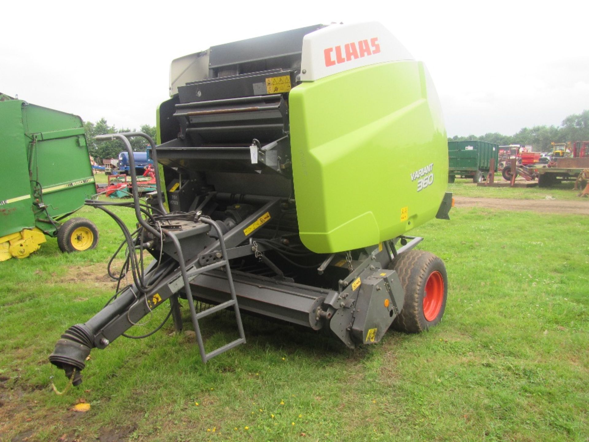 Claas 360 Variant Round Baler - Image 7 of 8