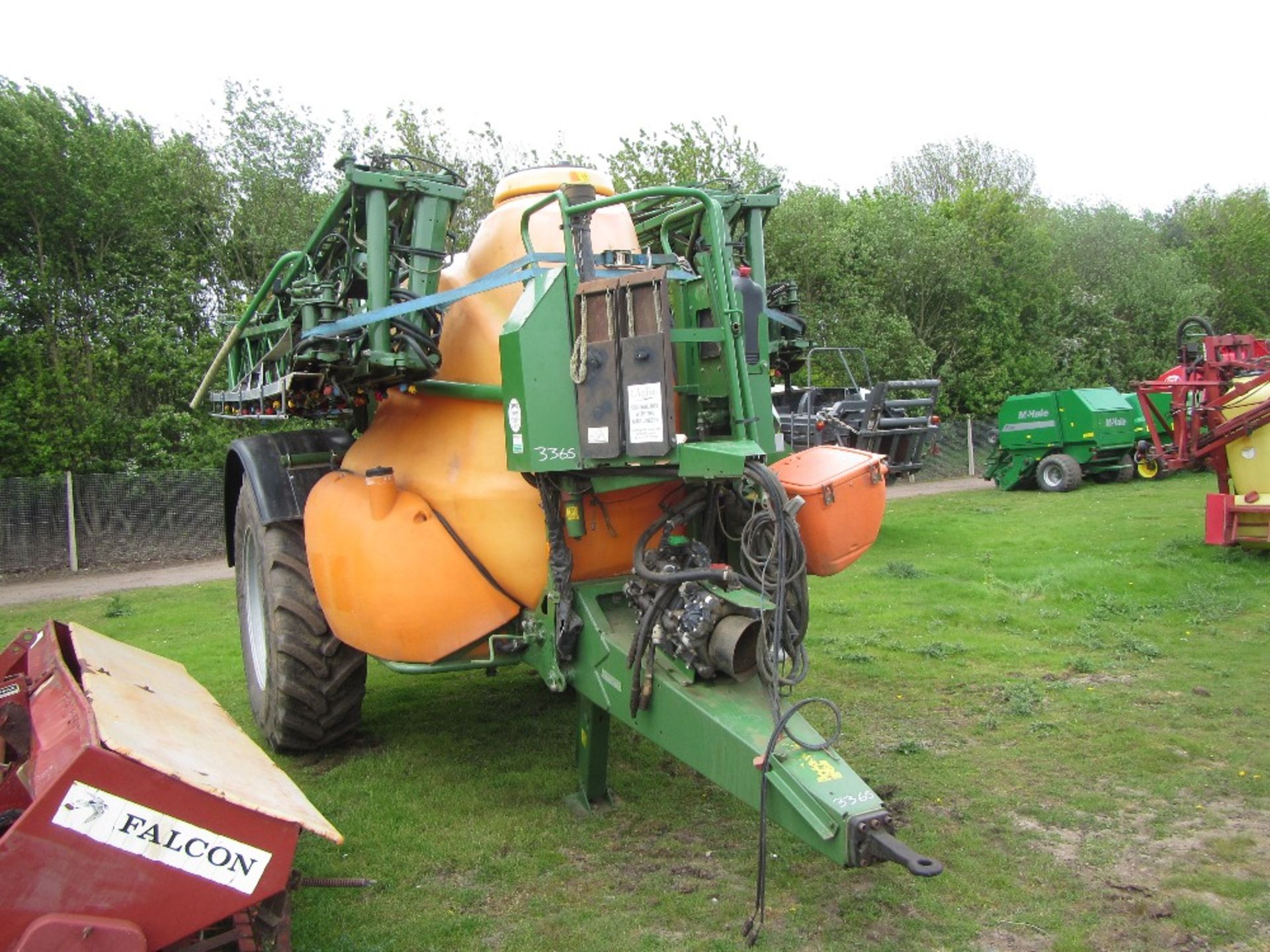 2005 Amazone UX5200 5200ltr Trailed Sprayer c/w tank, 36m boom, ultrasonic levelling, Amatron