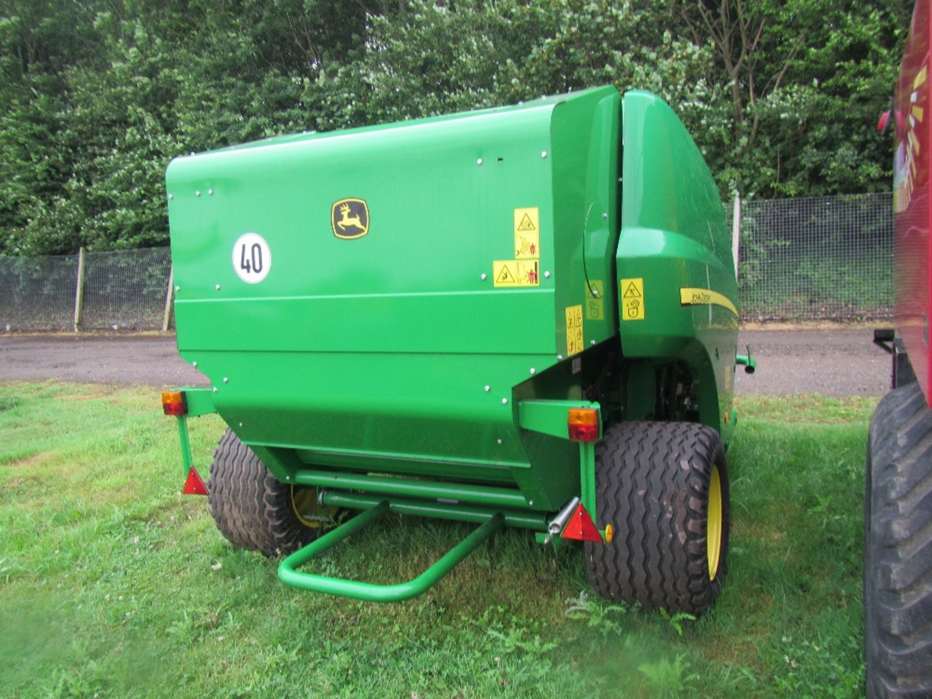 John Deere F440M Round Baler Serial No. 141343 - Image 3 of 9