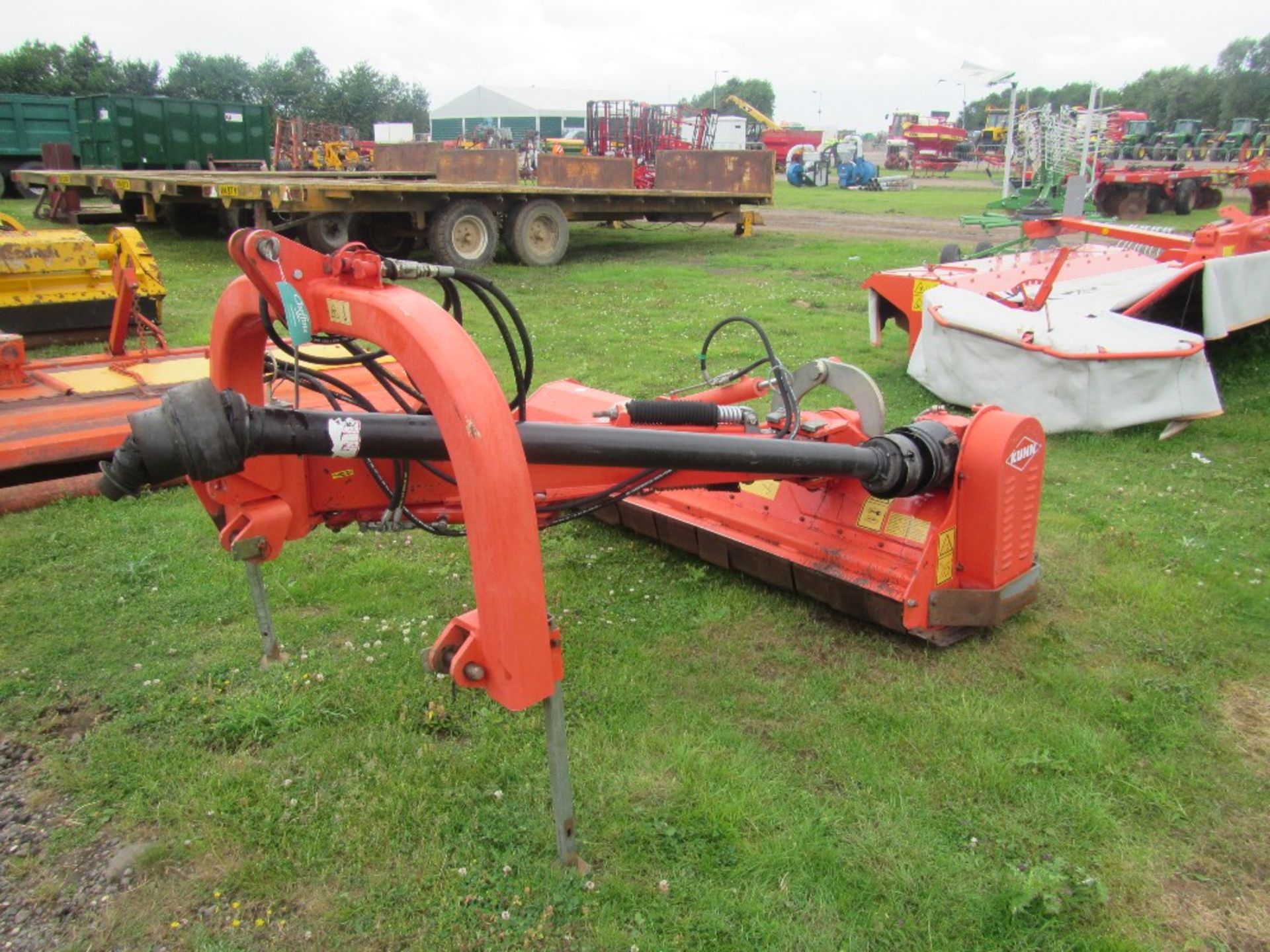 Kuhn TB 211 Flail Mower - Image 5 of 5