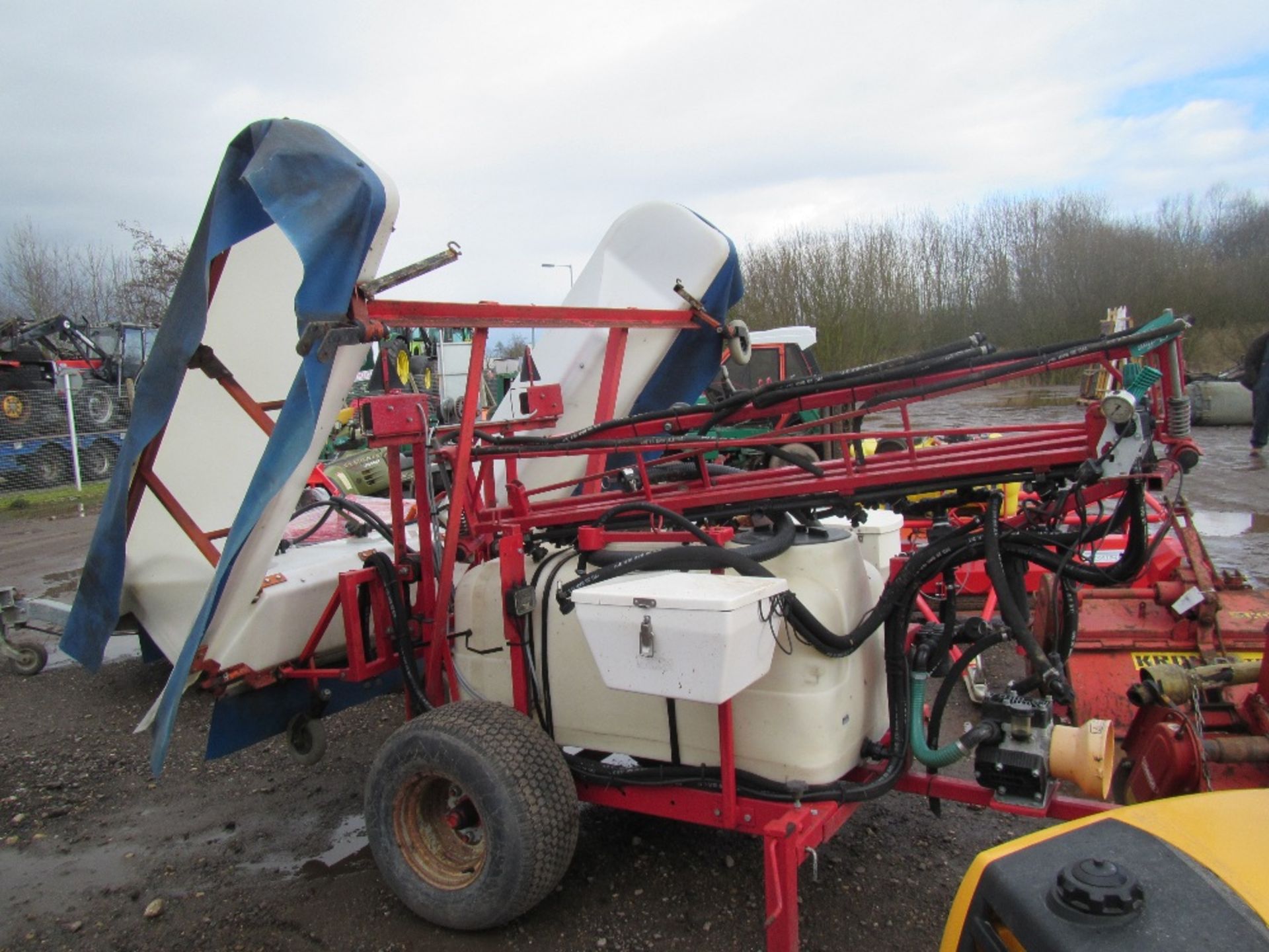 Fairway Spraycare 400ltr Trailed Sprayer c/w 2no. sets of booms - Image 2 of 2