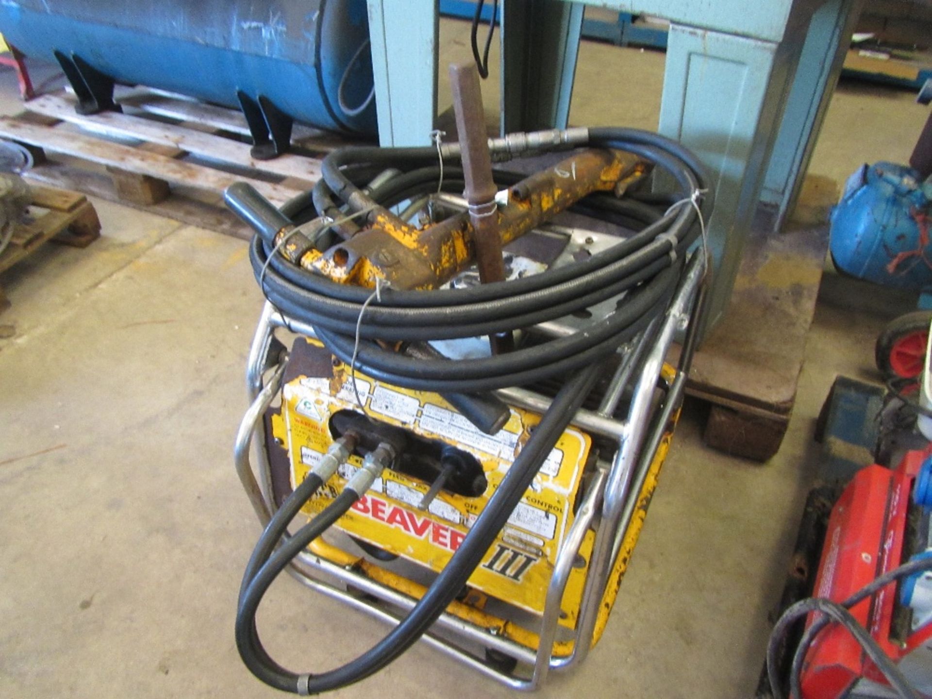 Beaver Hydraulic Power Pack c/w pipes & hammers