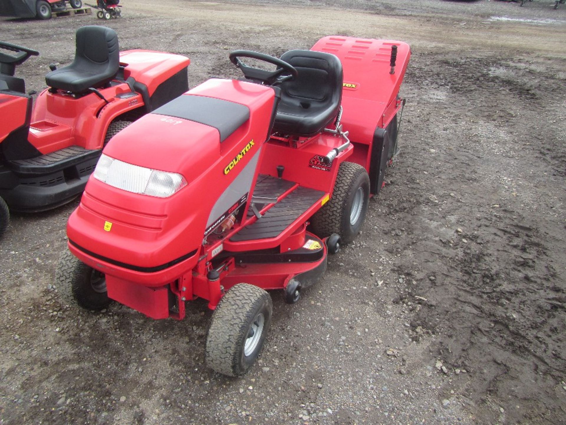 Countax C38H Ride on Mower c/w collector