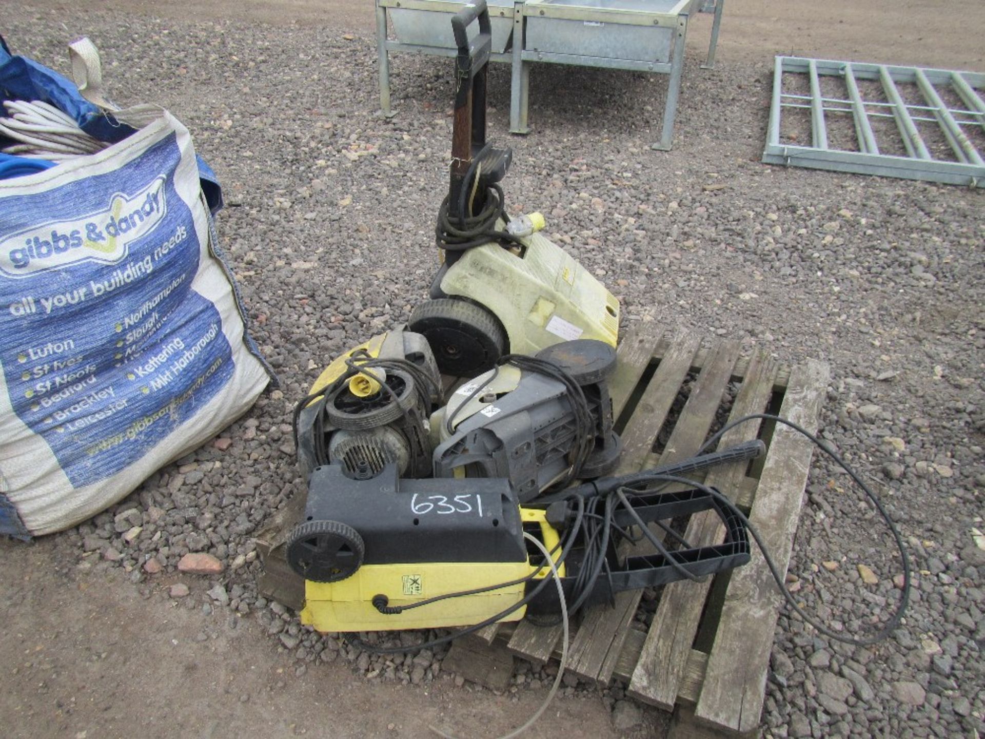 4no. Karcher Pressure Washers