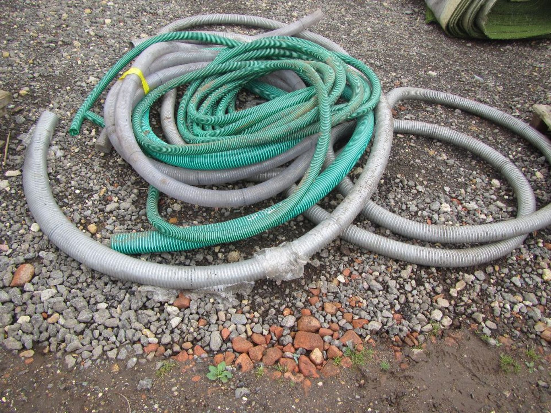 Qty of Suction Hose (grey/green) UNRESERVED LOT