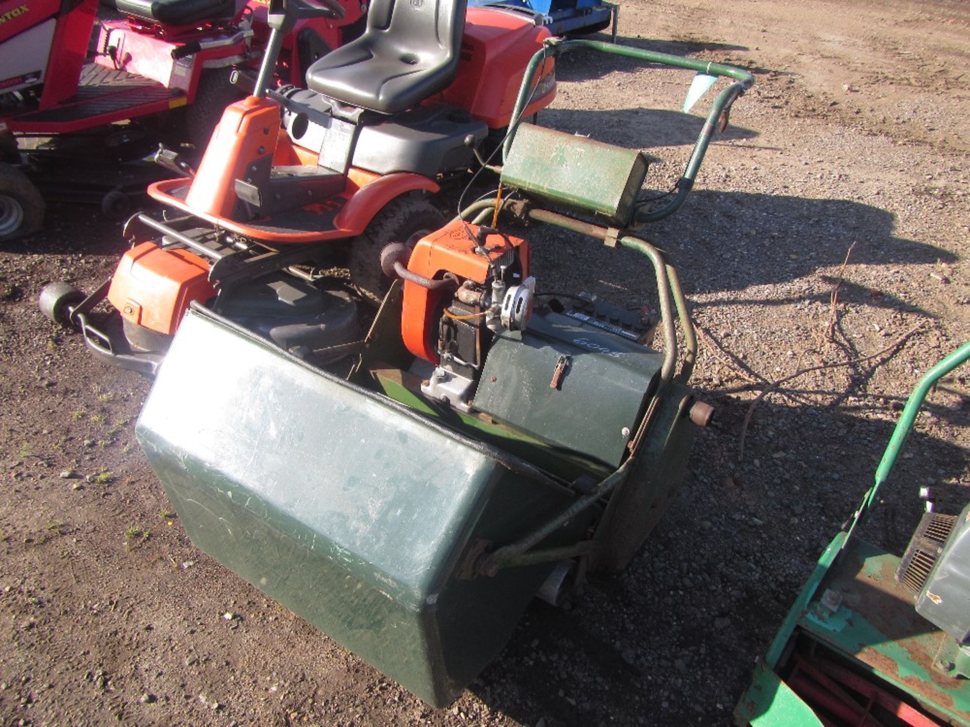 Villers Cylinder Mower UNRESERVED LOT