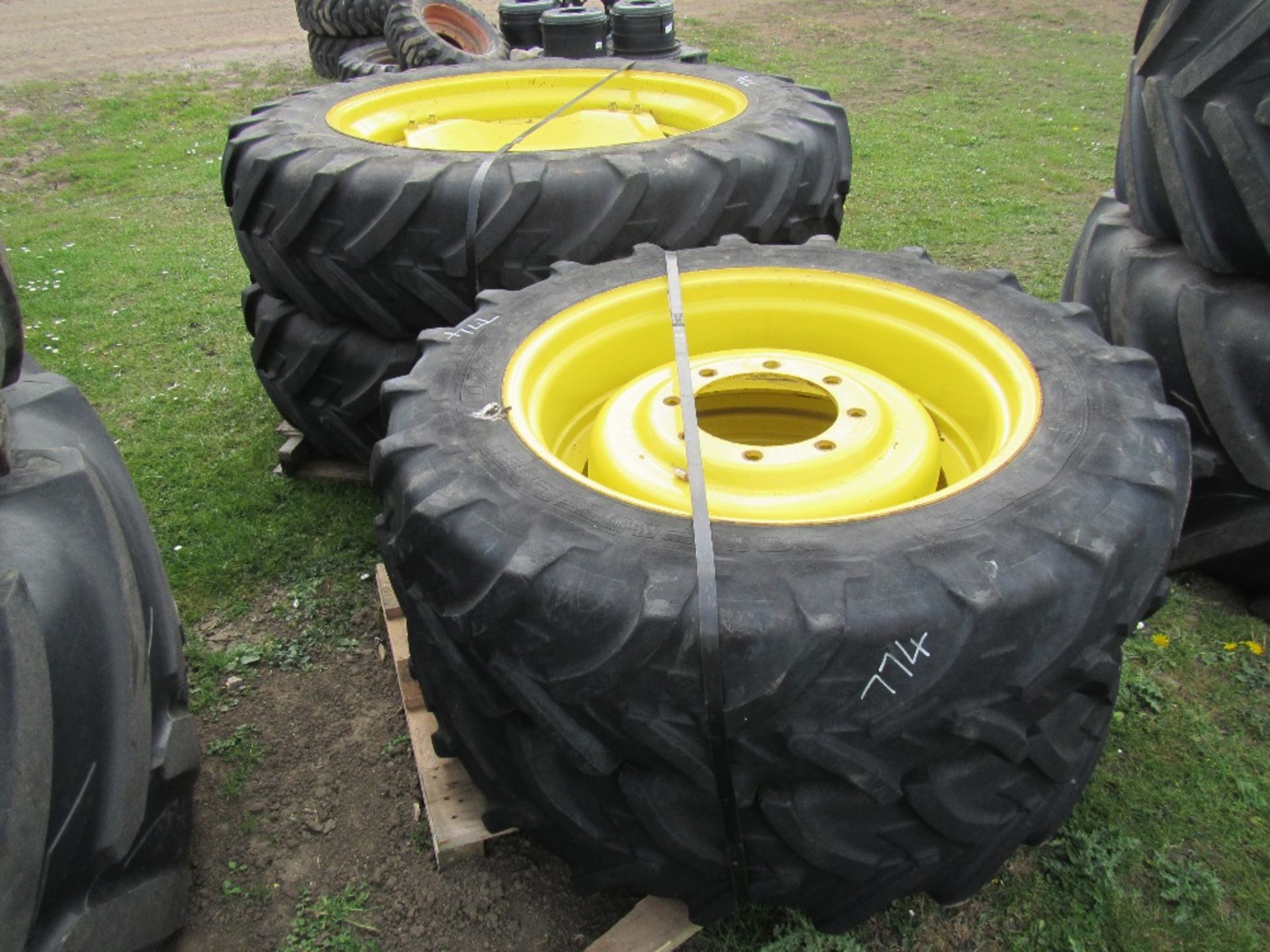 Michelin Agribib 13.6 R38 & 11.2 R28 Wheels for John Deere 6300