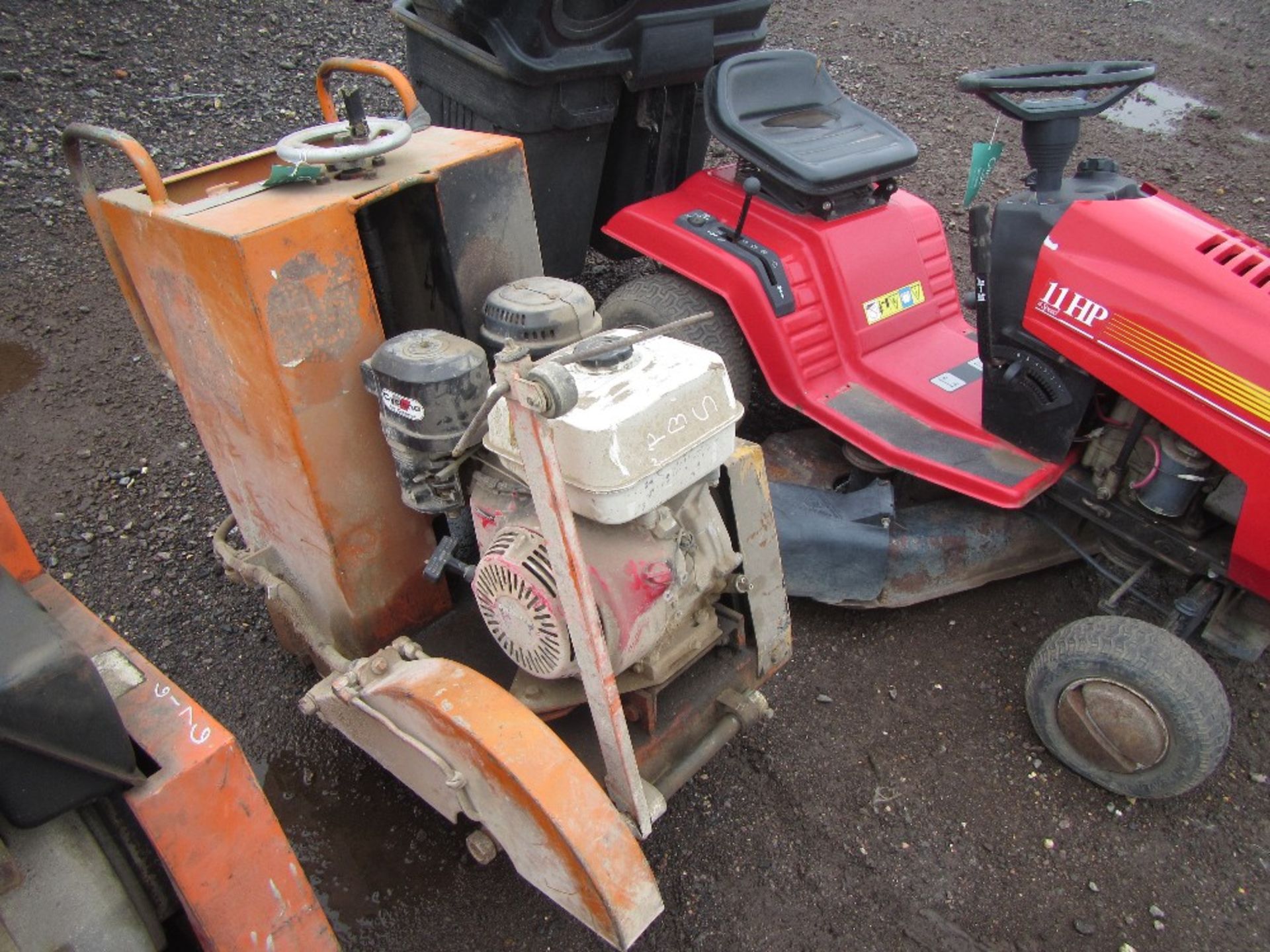 Clipper Petrol Floor Saw