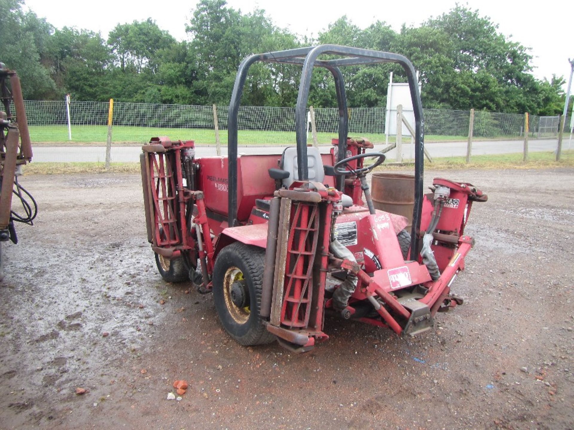 Toro 4500D Ride On Mower - Image 2 of 3