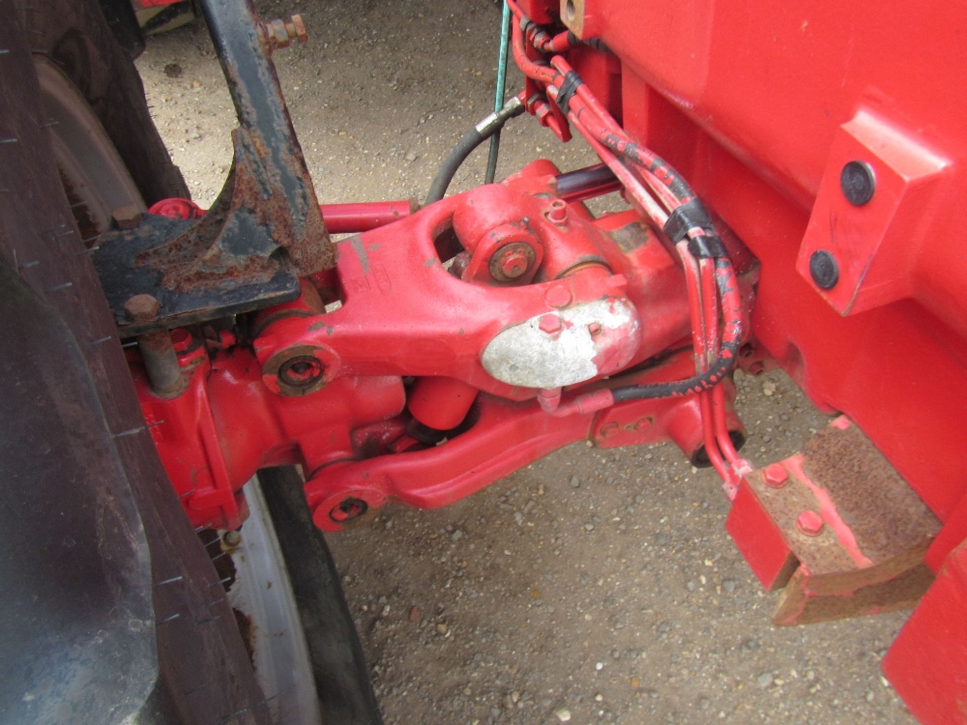 2004 McCormick MC135 Tractor c/w air con, front suspension & weights Hours: 6007 - Image 5 of 19