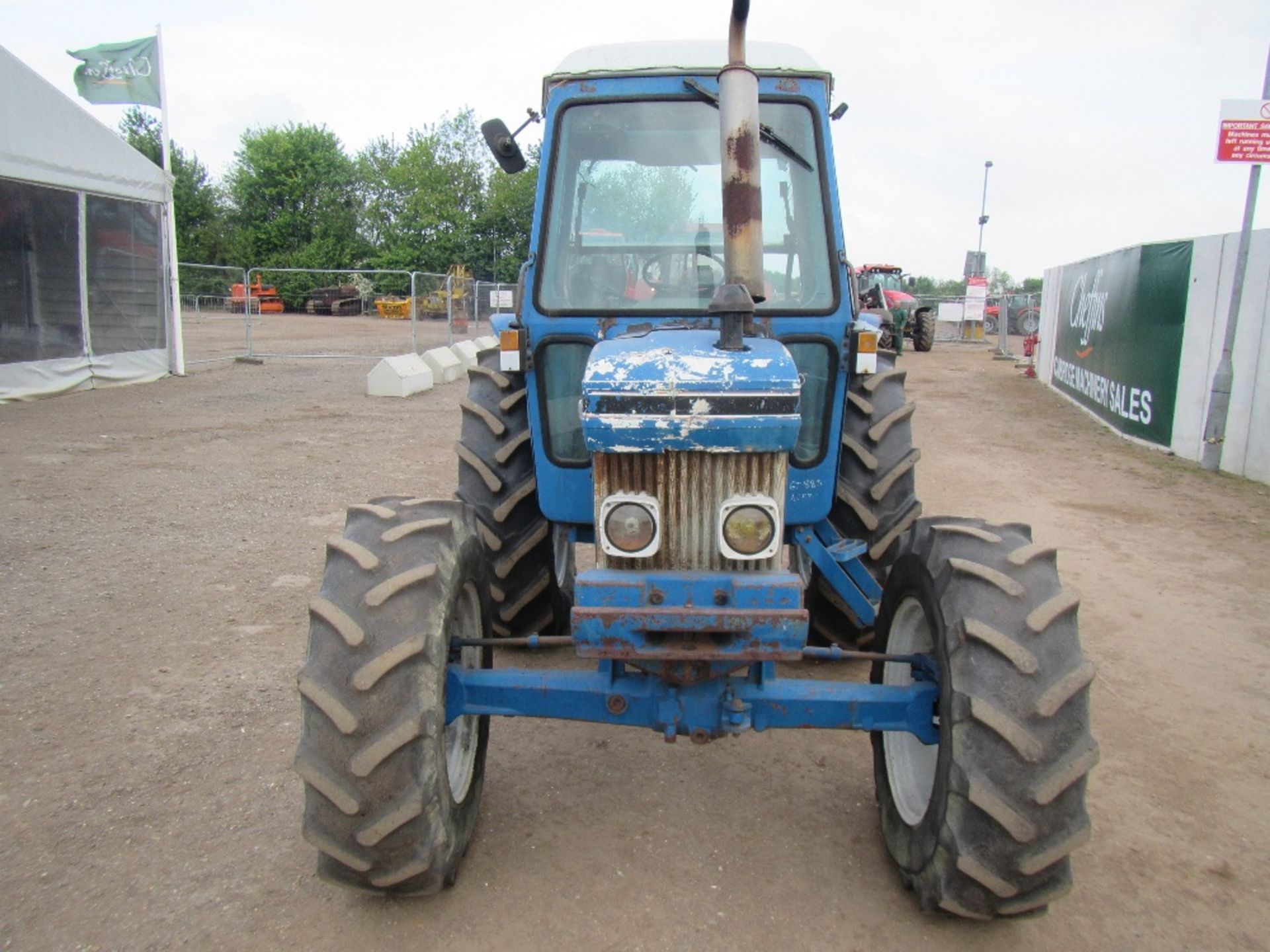 Ford 5610 4wd Tractor - Image 2 of 17
