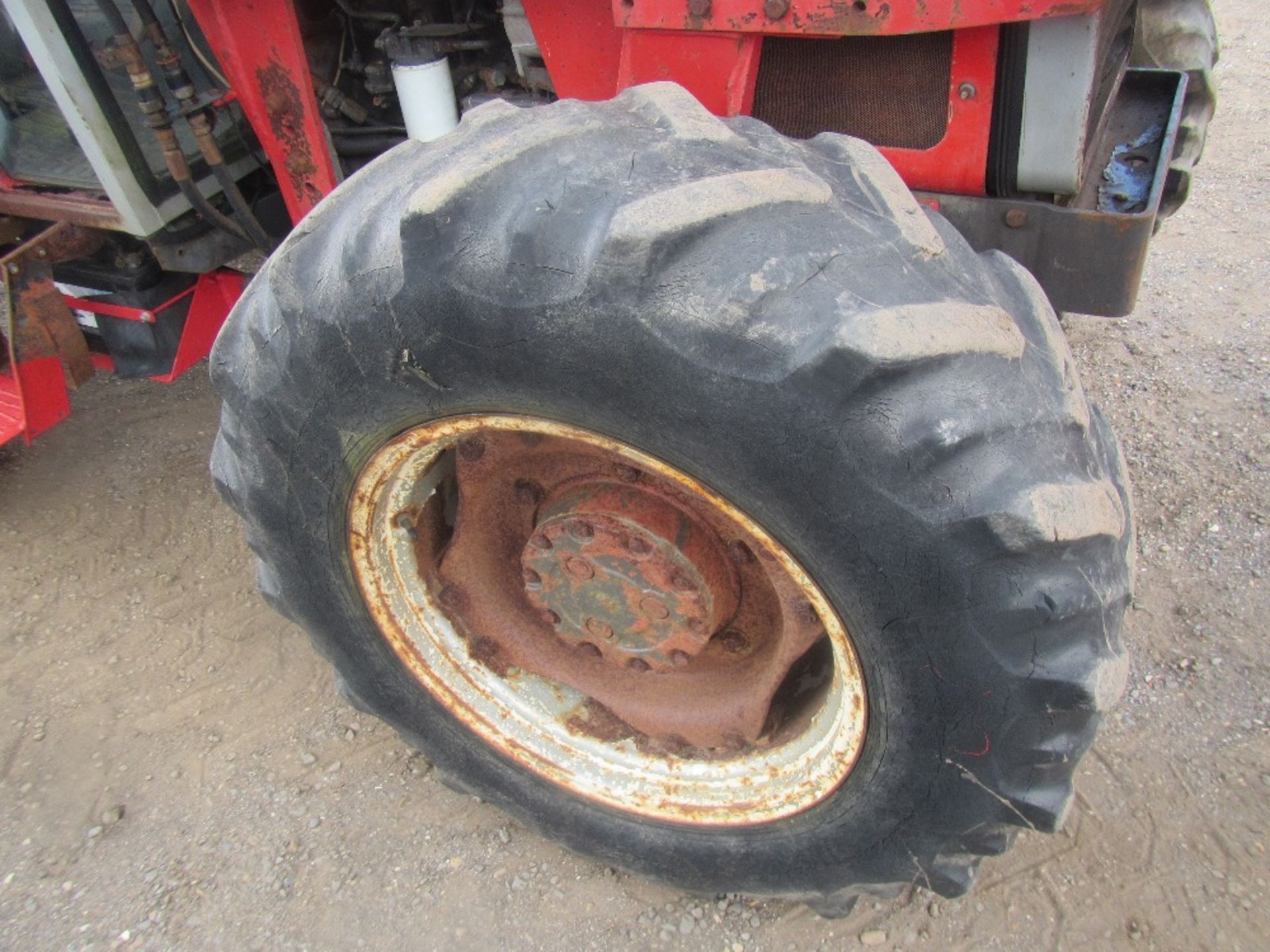 Massey Ferguson 390 Tractor c/w loader UNRESERVED LOT - Image 4 of 16