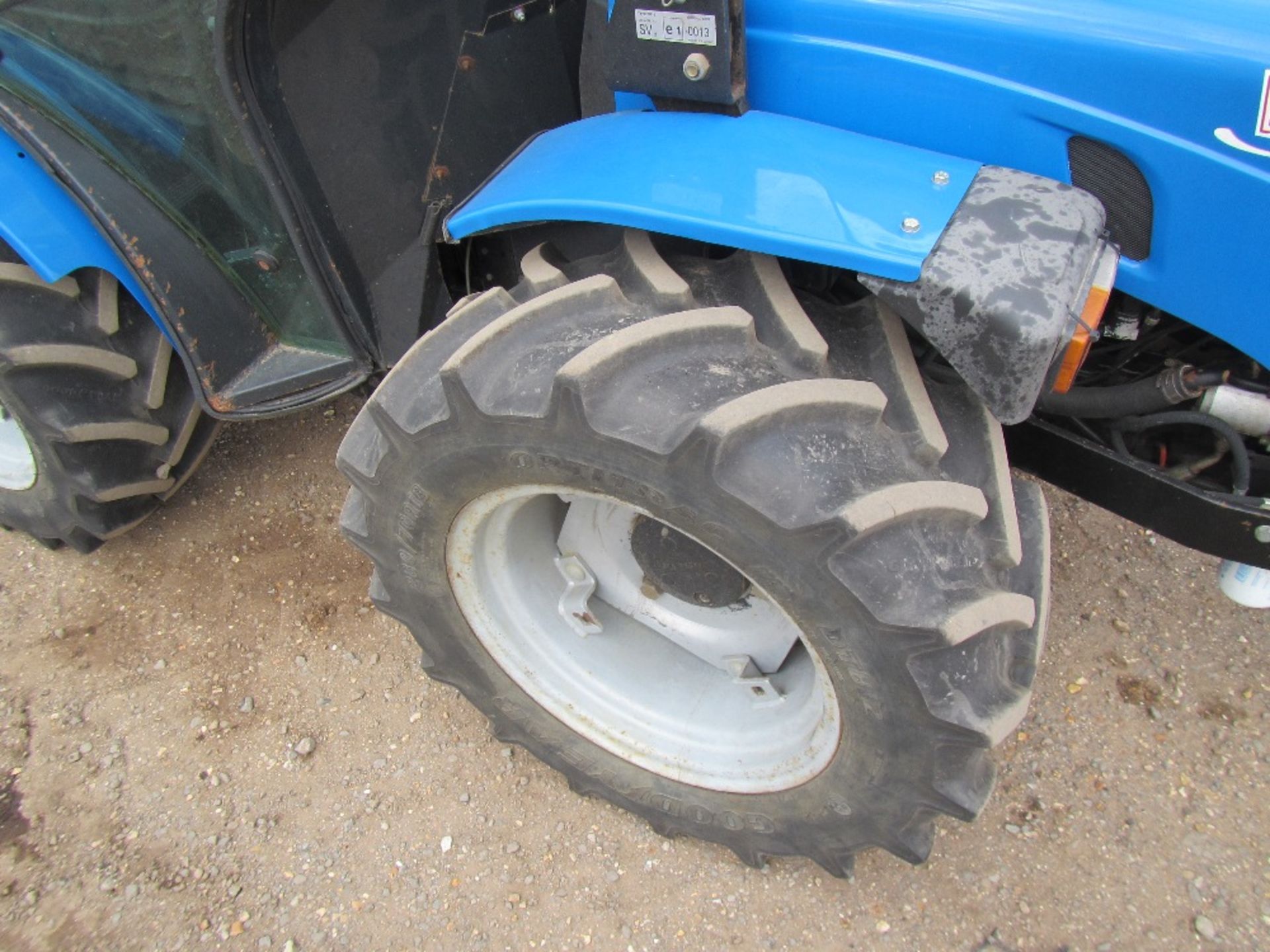 Kilworth Valiant 500 AR TC Tractor c/w touring cab & reverse driven Hours: 3407 - Image 4 of 15